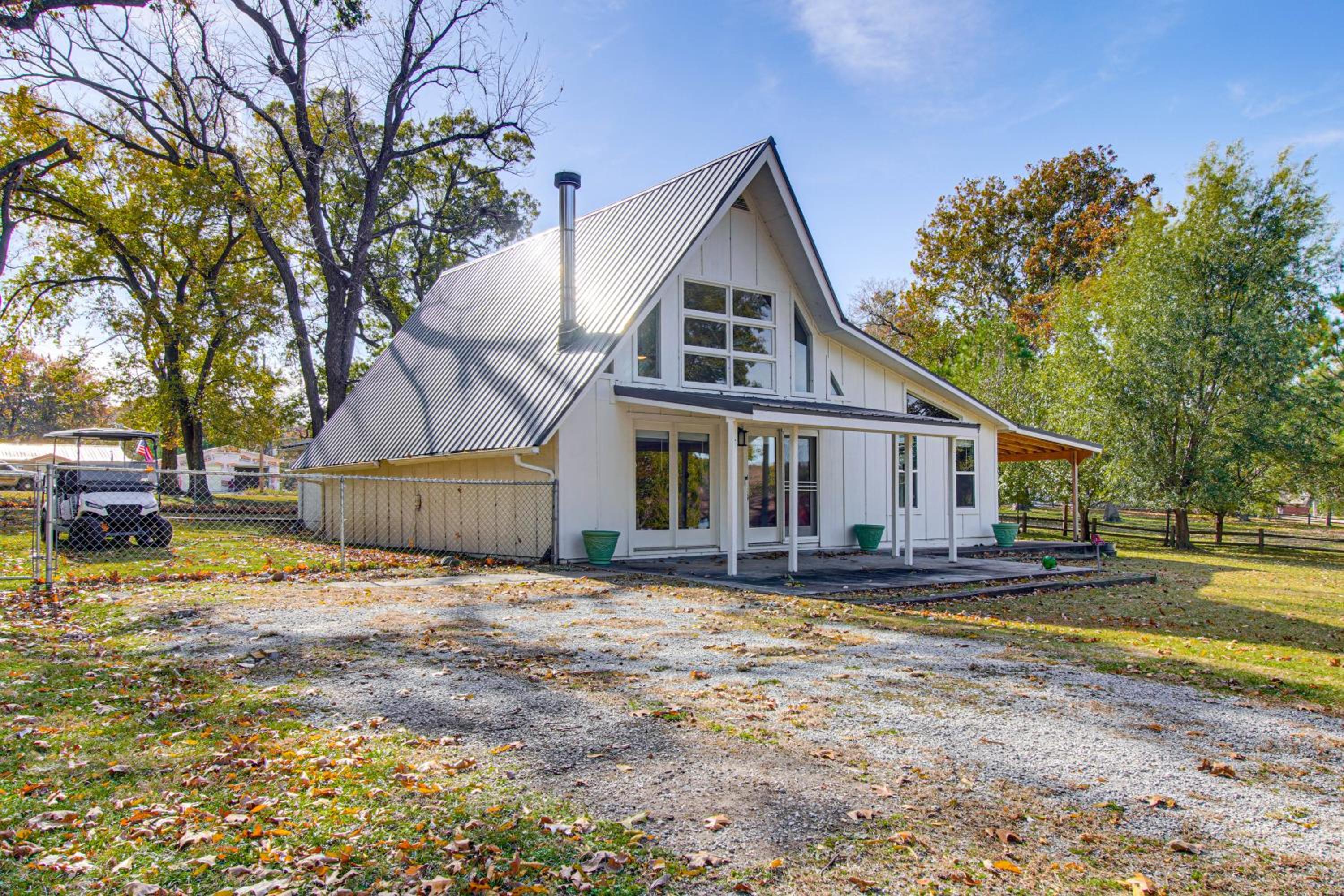 Walk to Grand Lake Family Escape in Afton!