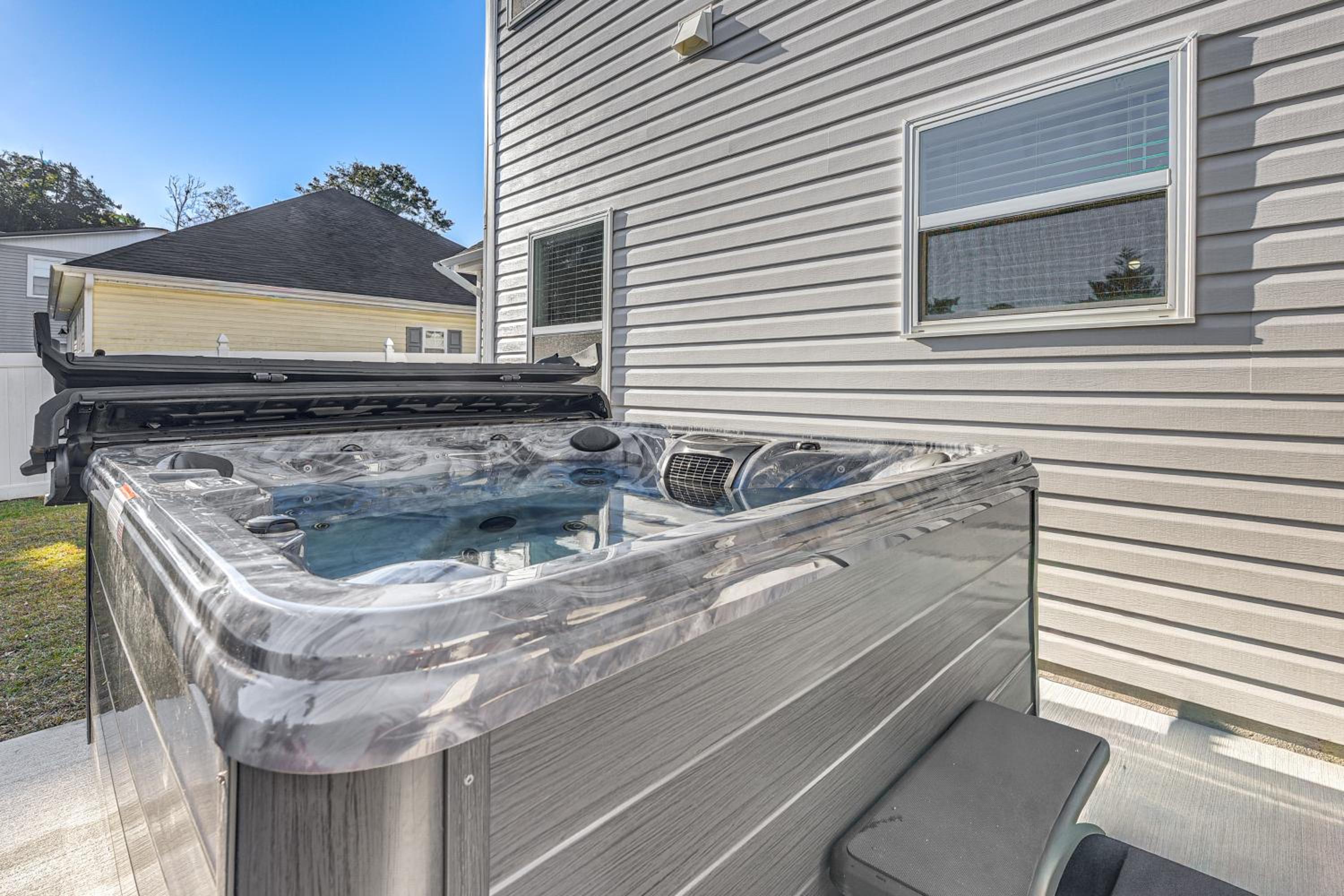 Hot Tub and Fire Pit Home Near Dtwn Little River!