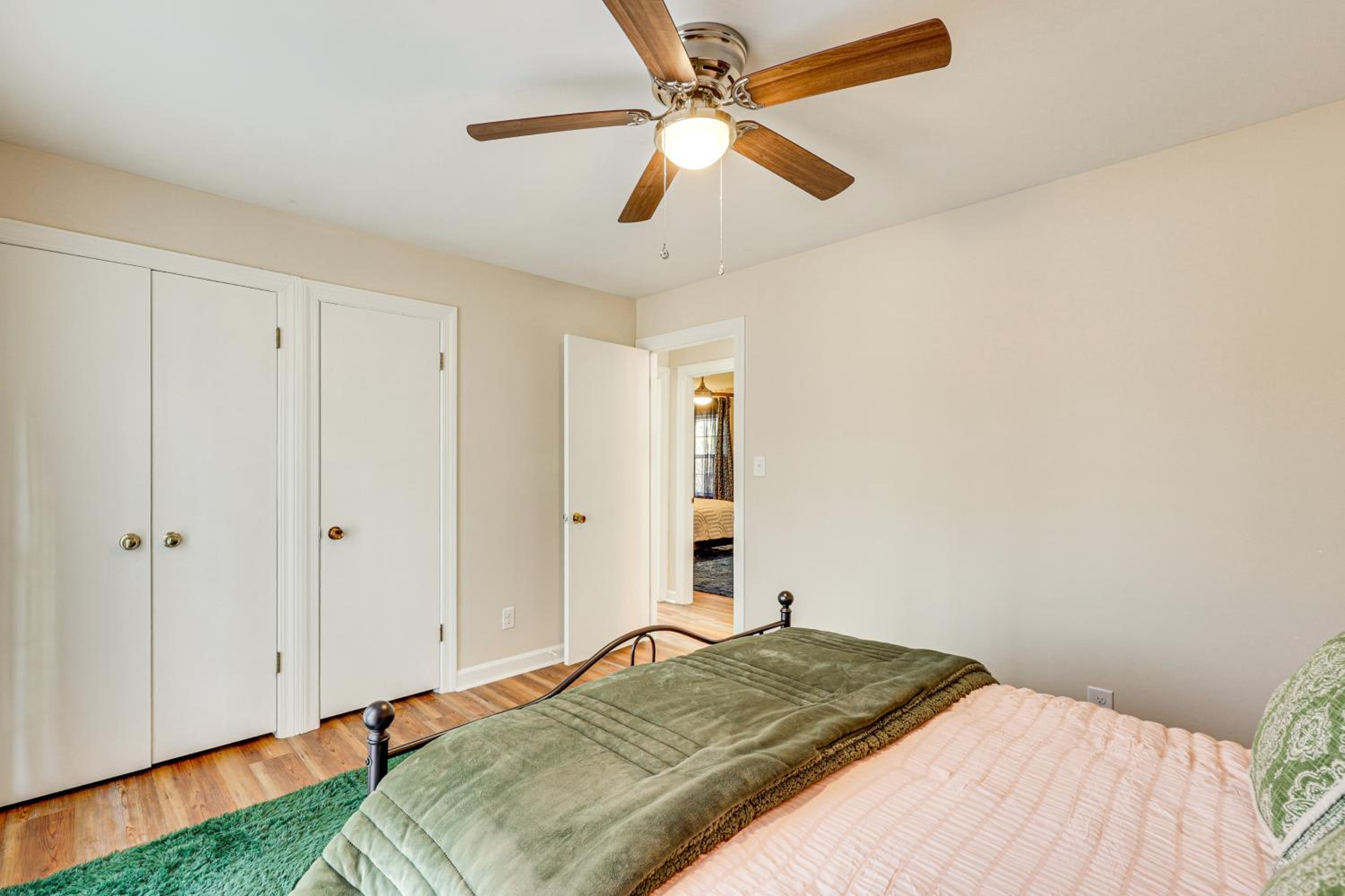 Comfort and Convenience! Home 3 Mi to Dtwn Wilson