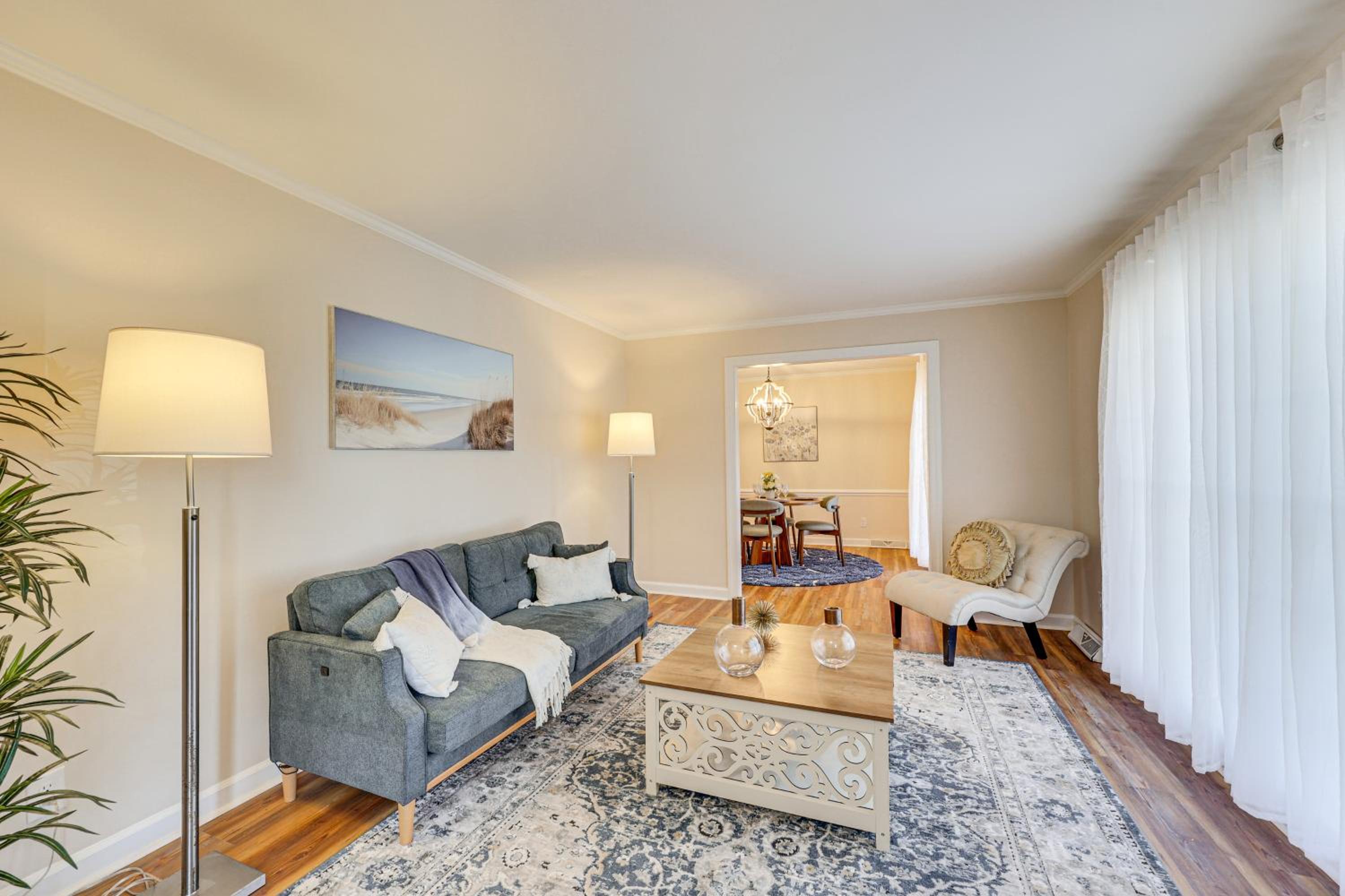 Comfort and Convenience! Home 3 Mi to Dtwn Wilson