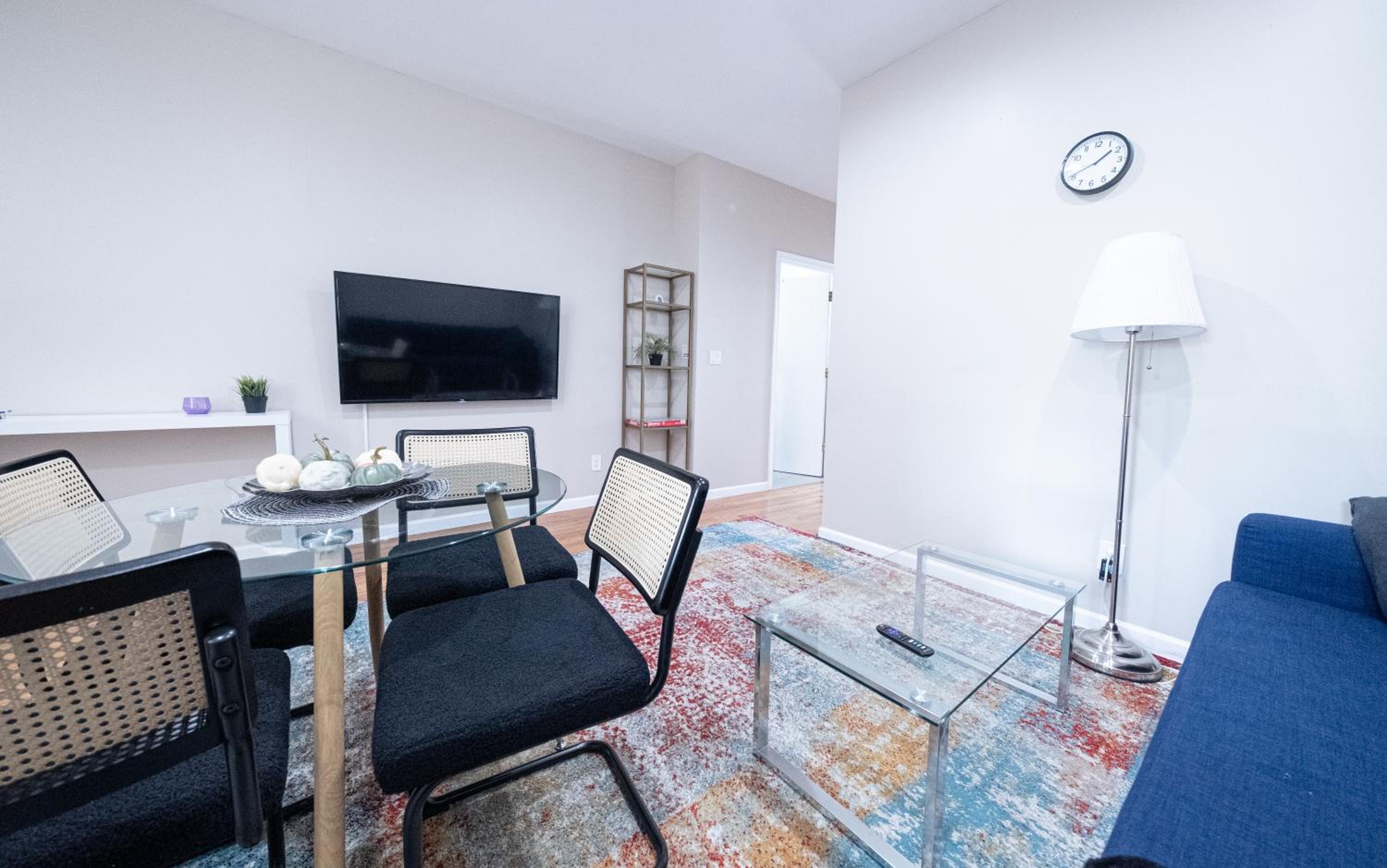 3BR apt two blocks to Central Park elevator, laundry, virtual doorman
