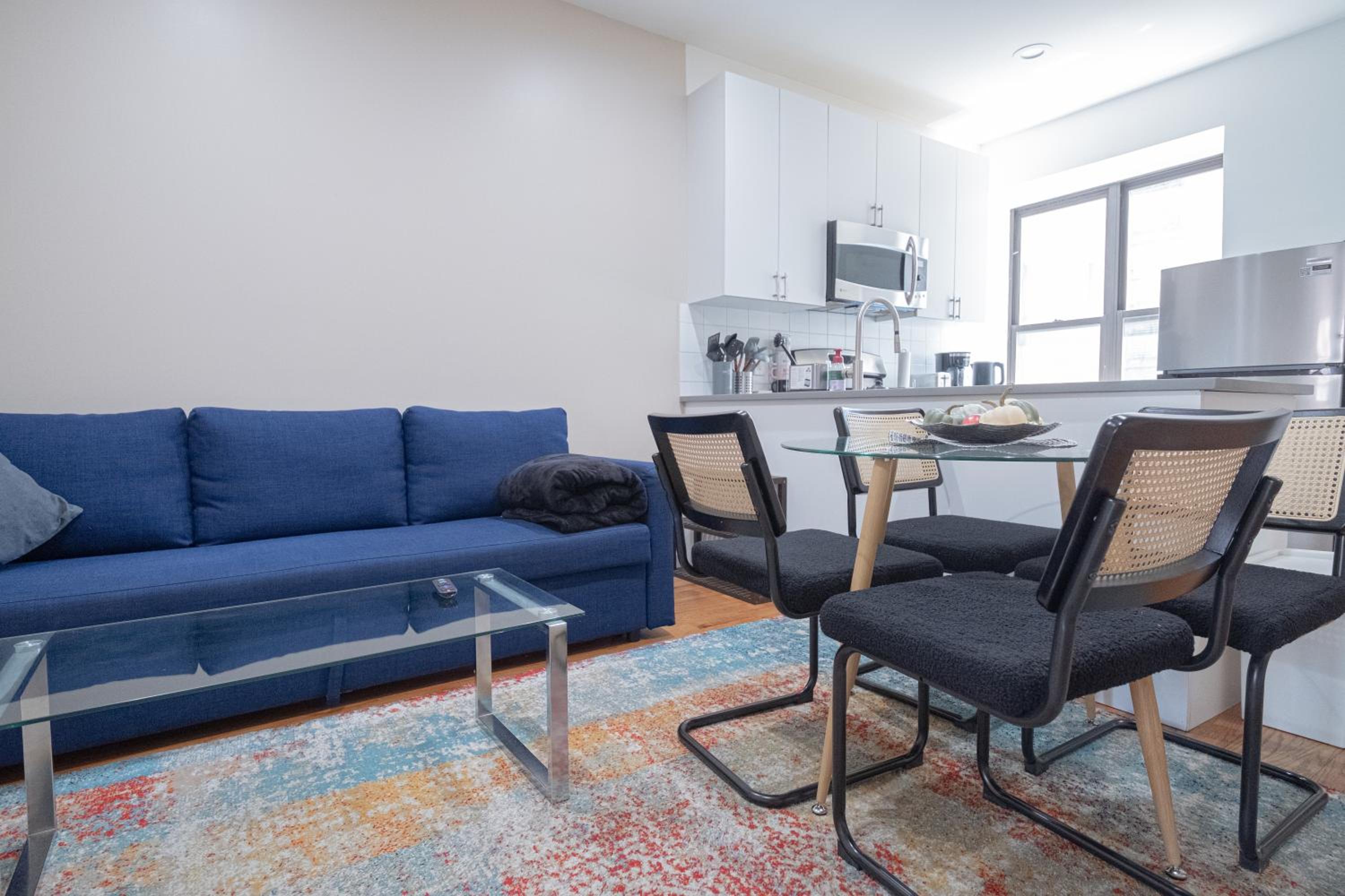 3BR apt two blocks to Central Park elevator, laundry, virtual doorman