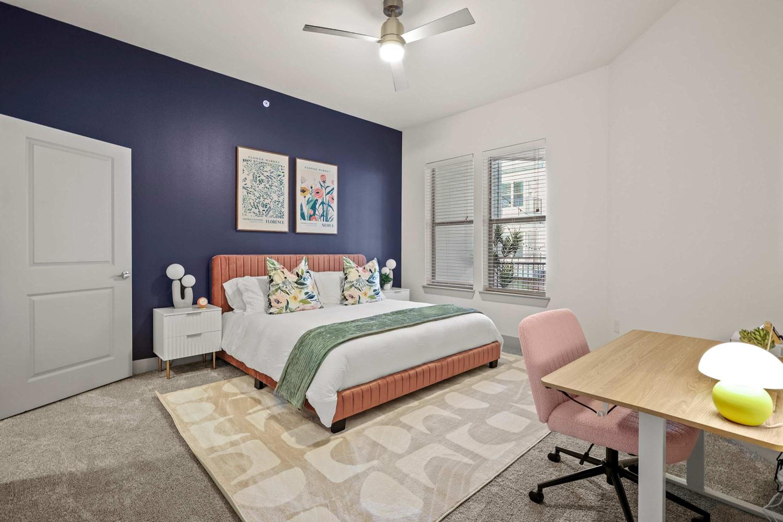 Stylish 2BR Apartment, Near Galleria Dallas, Free Parking, Gym & Pool