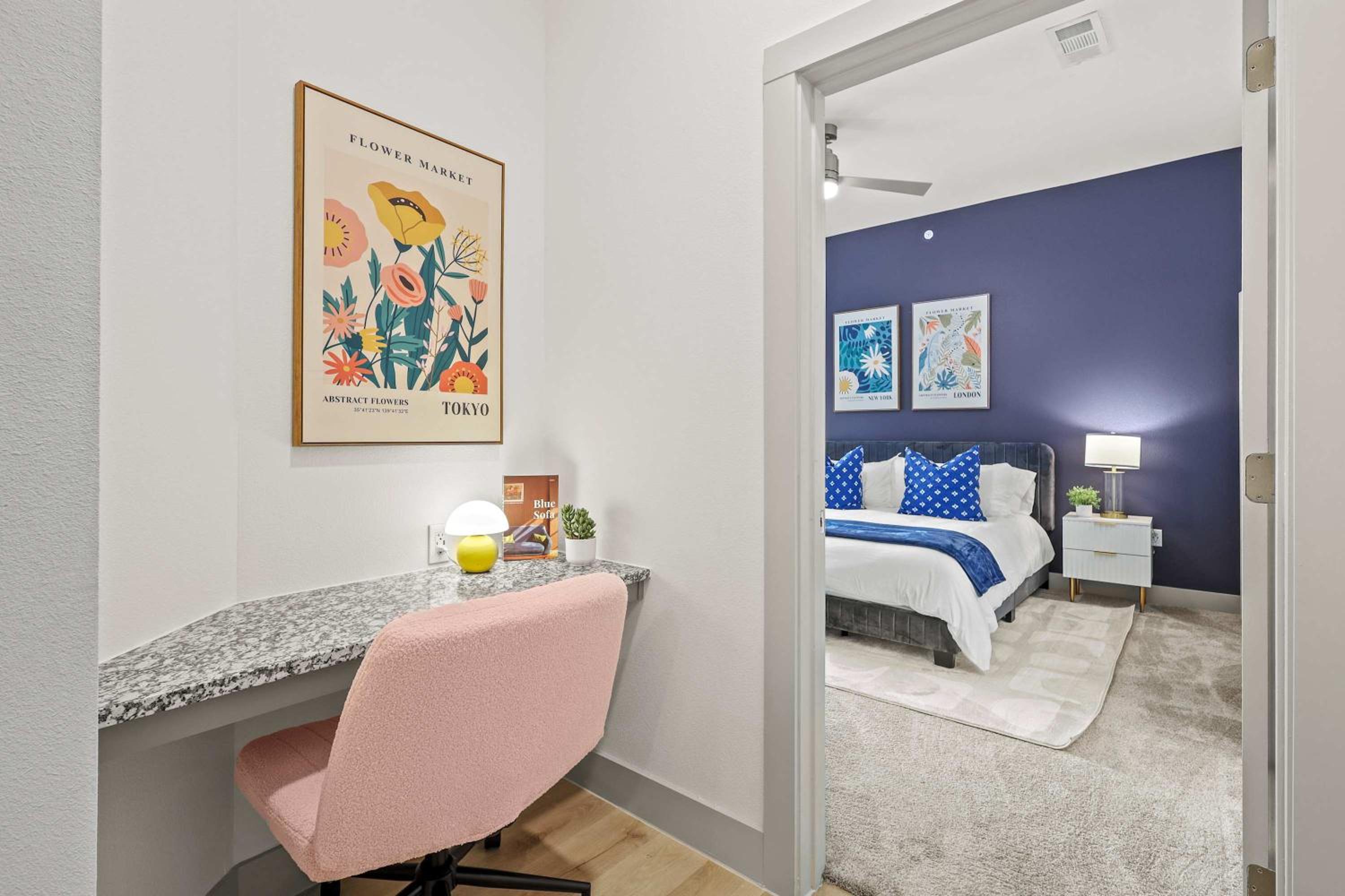 Stylish 2BR Apartment, Near Galleria Dallas, Free Parking, Gym & Pool