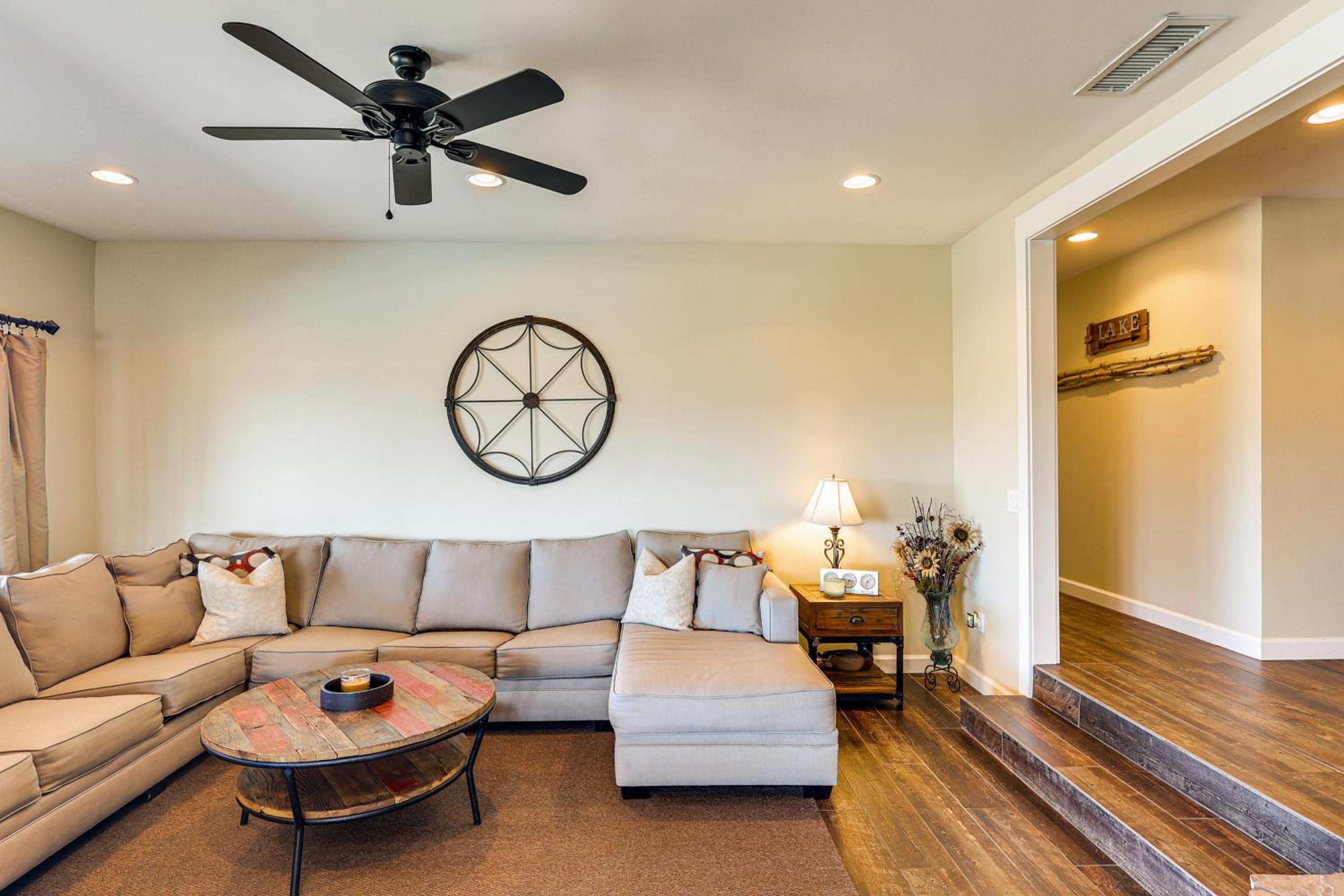Enjoy Million-Dollar Views! Lake Havasu City Home