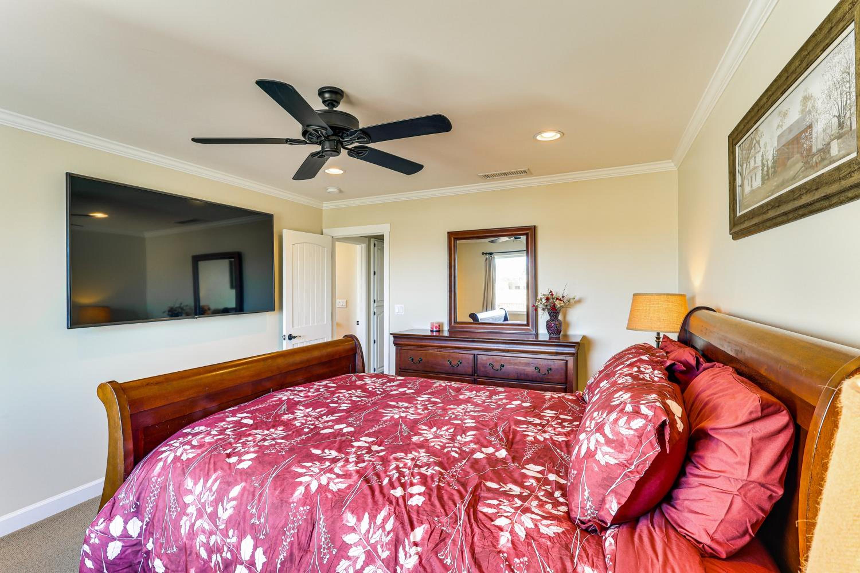 Enjoy Million-Dollar Views! Lake Havasu City Home