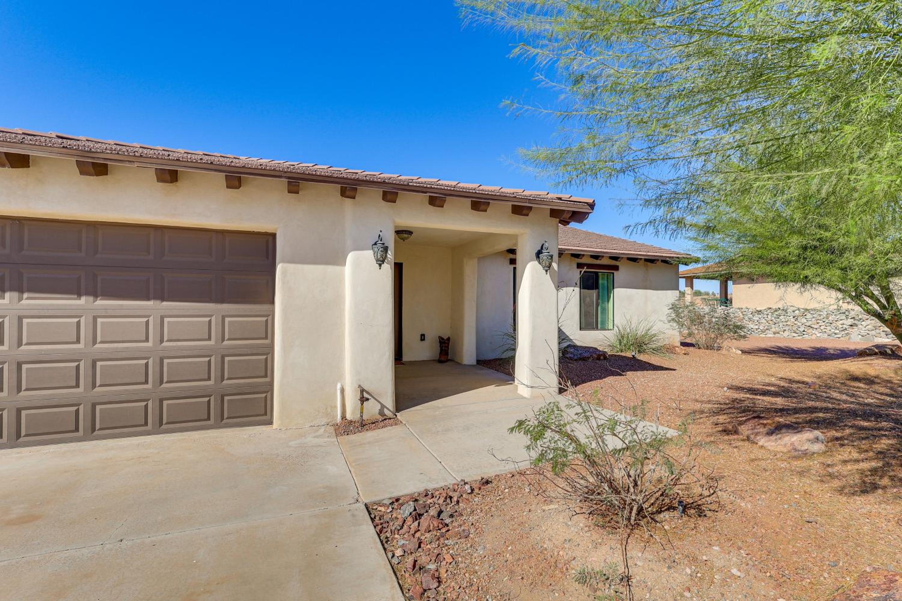 Enjoy Million-Dollar Views! Lake Havasu City Home