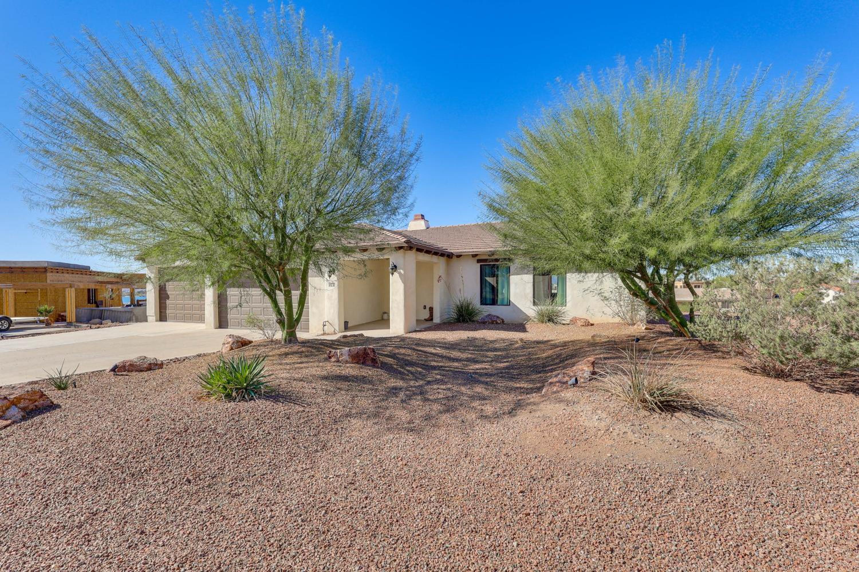 Enjoy Million-Dollar Views! Lake Havasu City Home