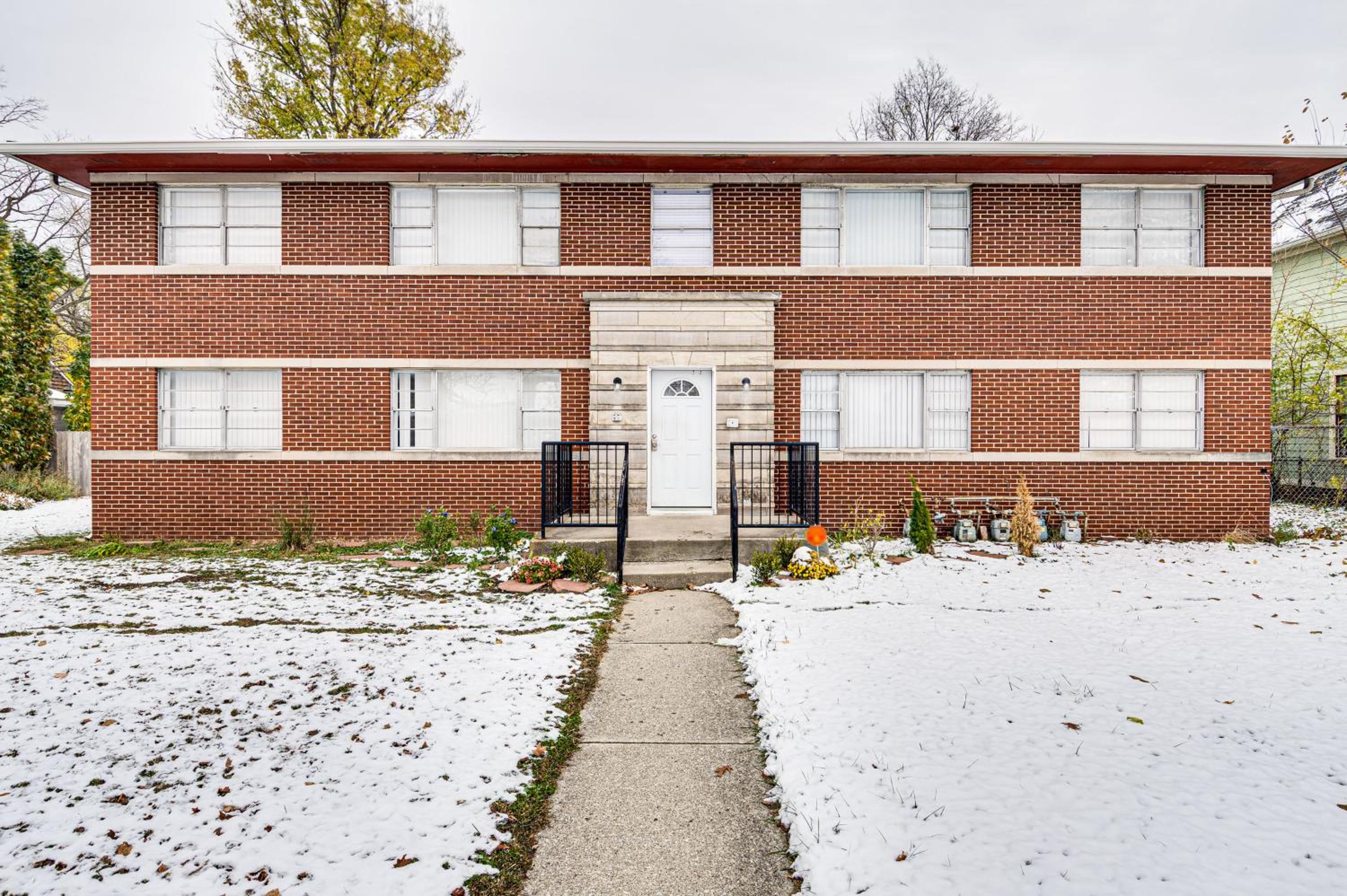 Pet Friendly near Park 6 mi to Speedway