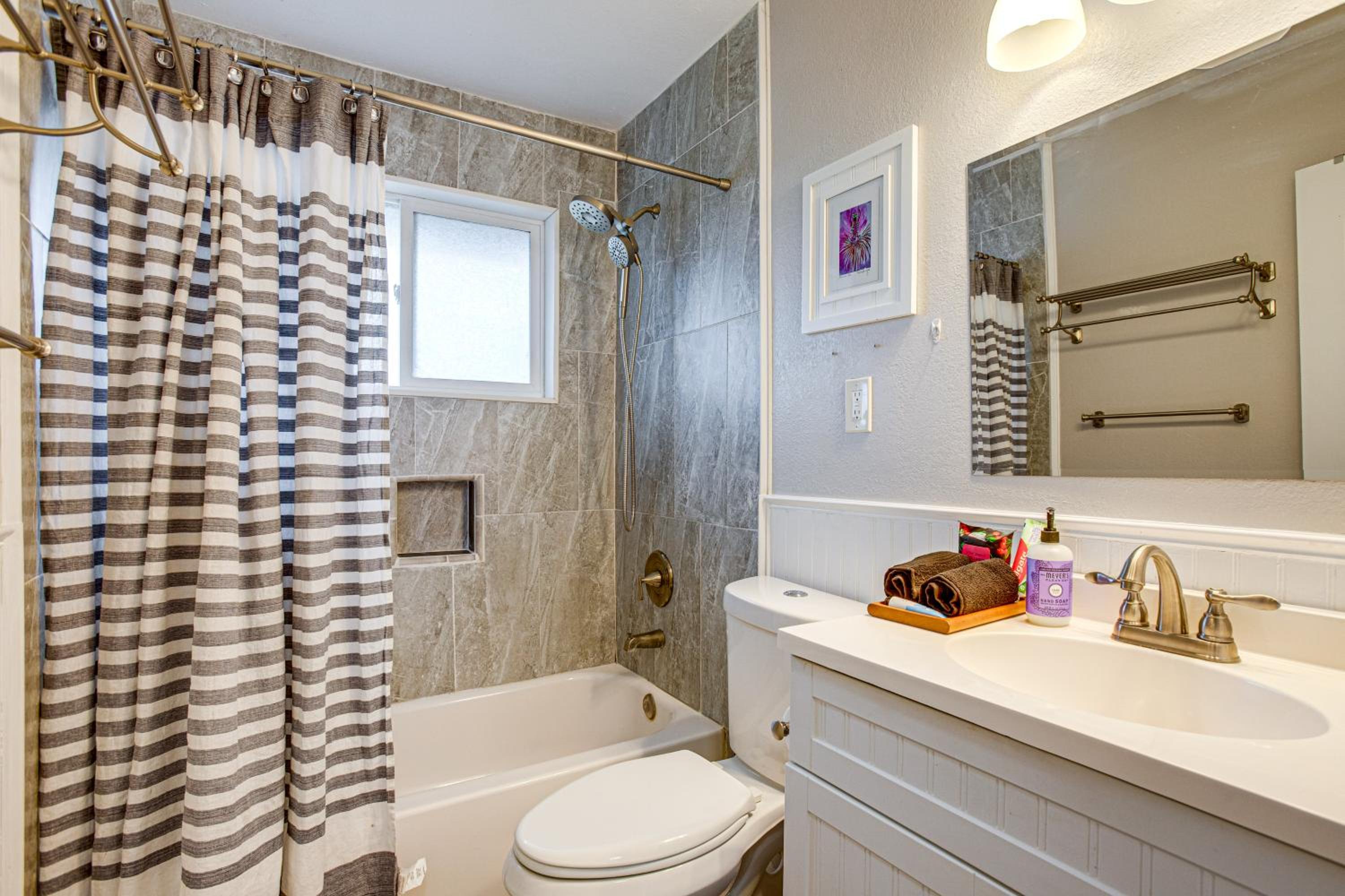 Easy I-25 Access! Vibrant North Denver Home