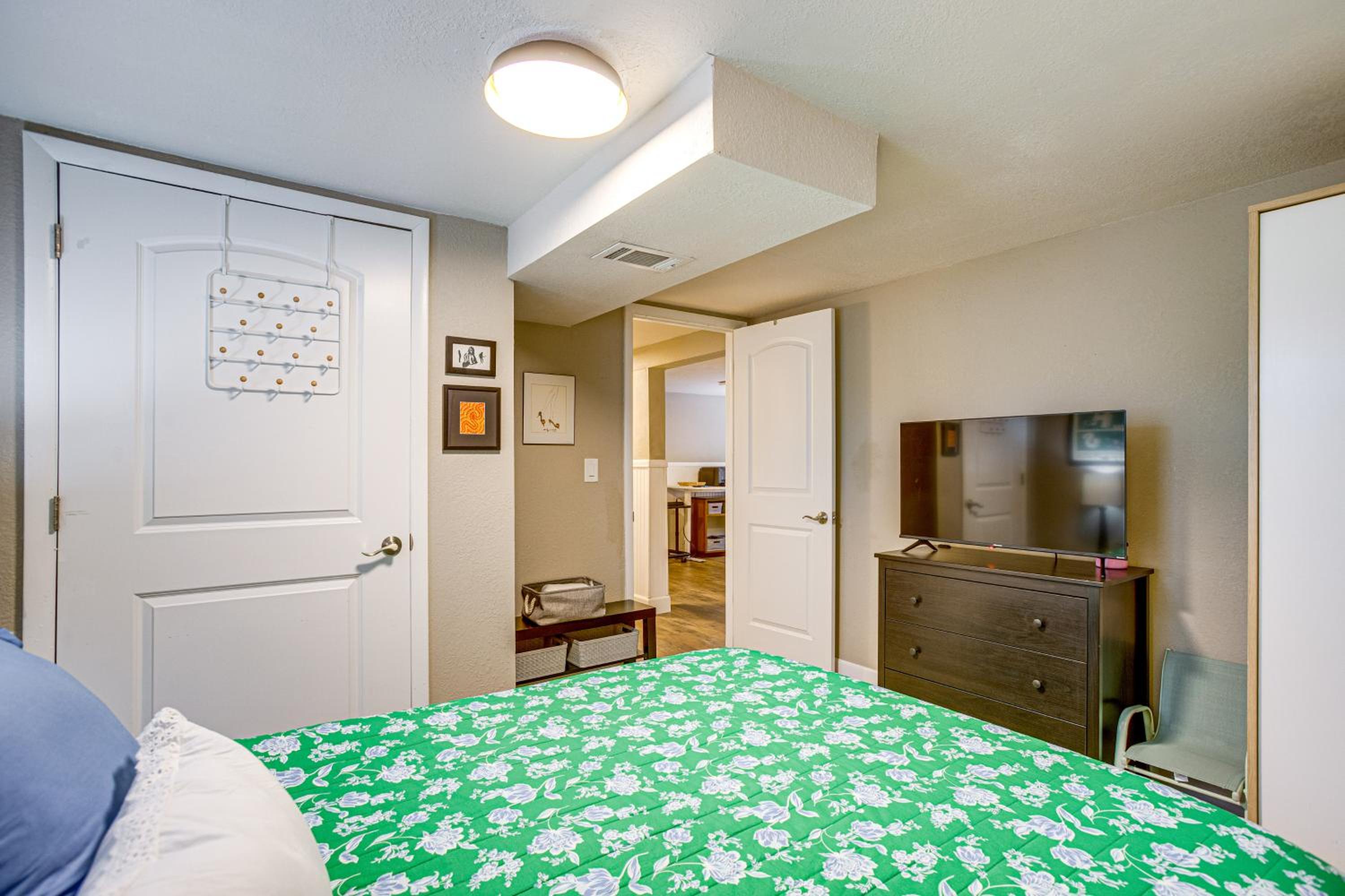 Easy I-25 Access! Vibrant North Denver Home