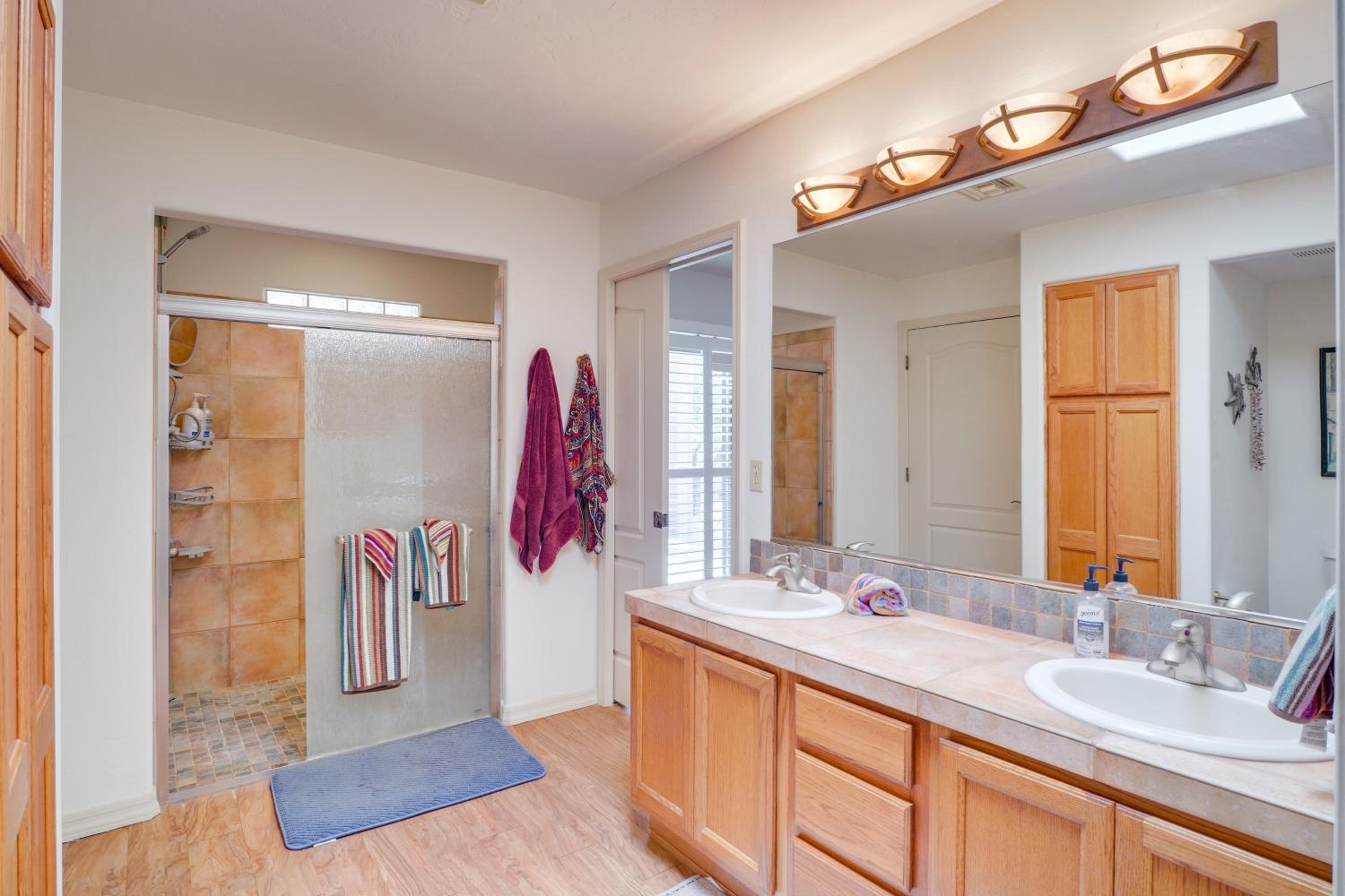Mtn-View Tucson Home Near Hiking and Biking