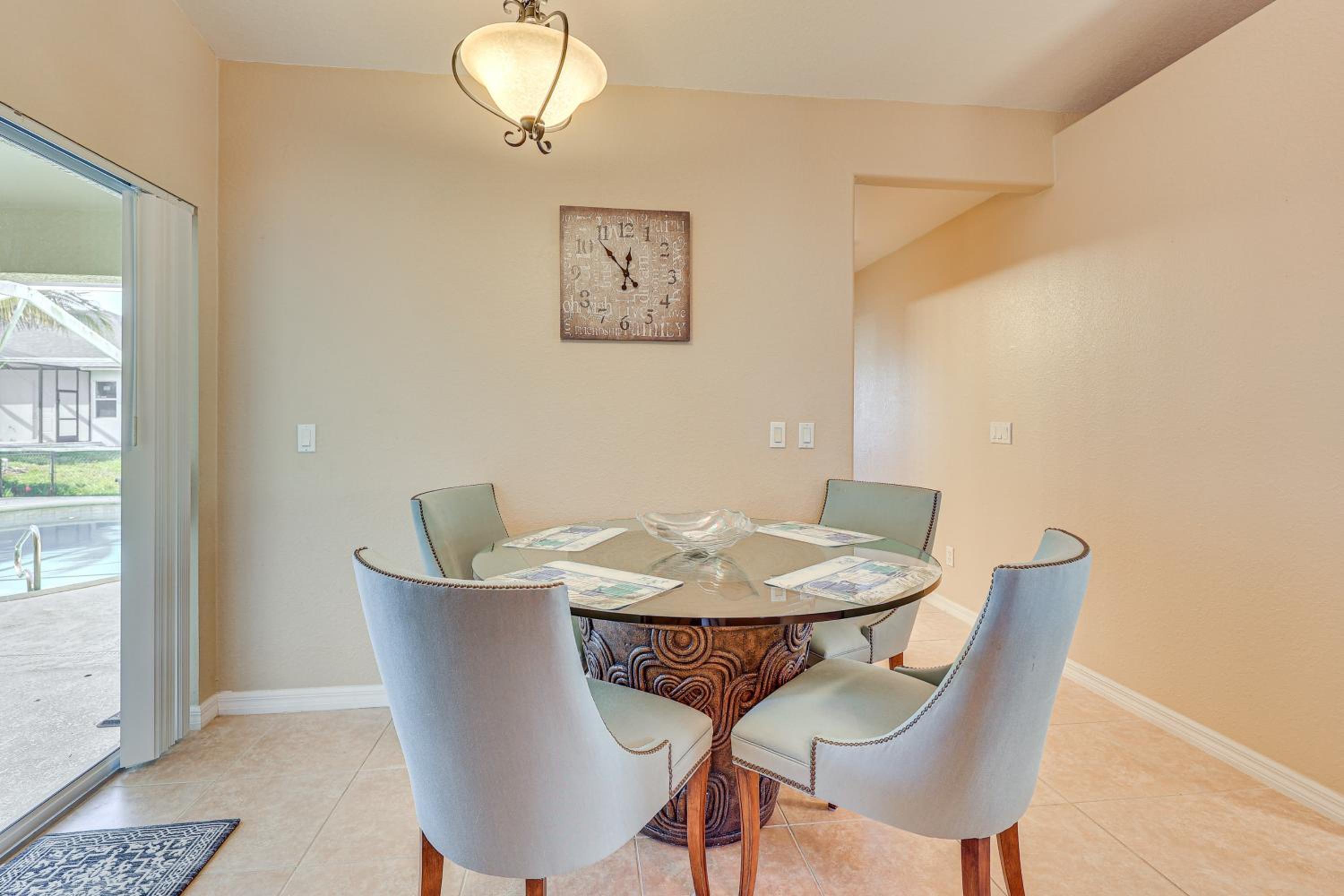 Family Fun! Spacious Home in Cape Coral