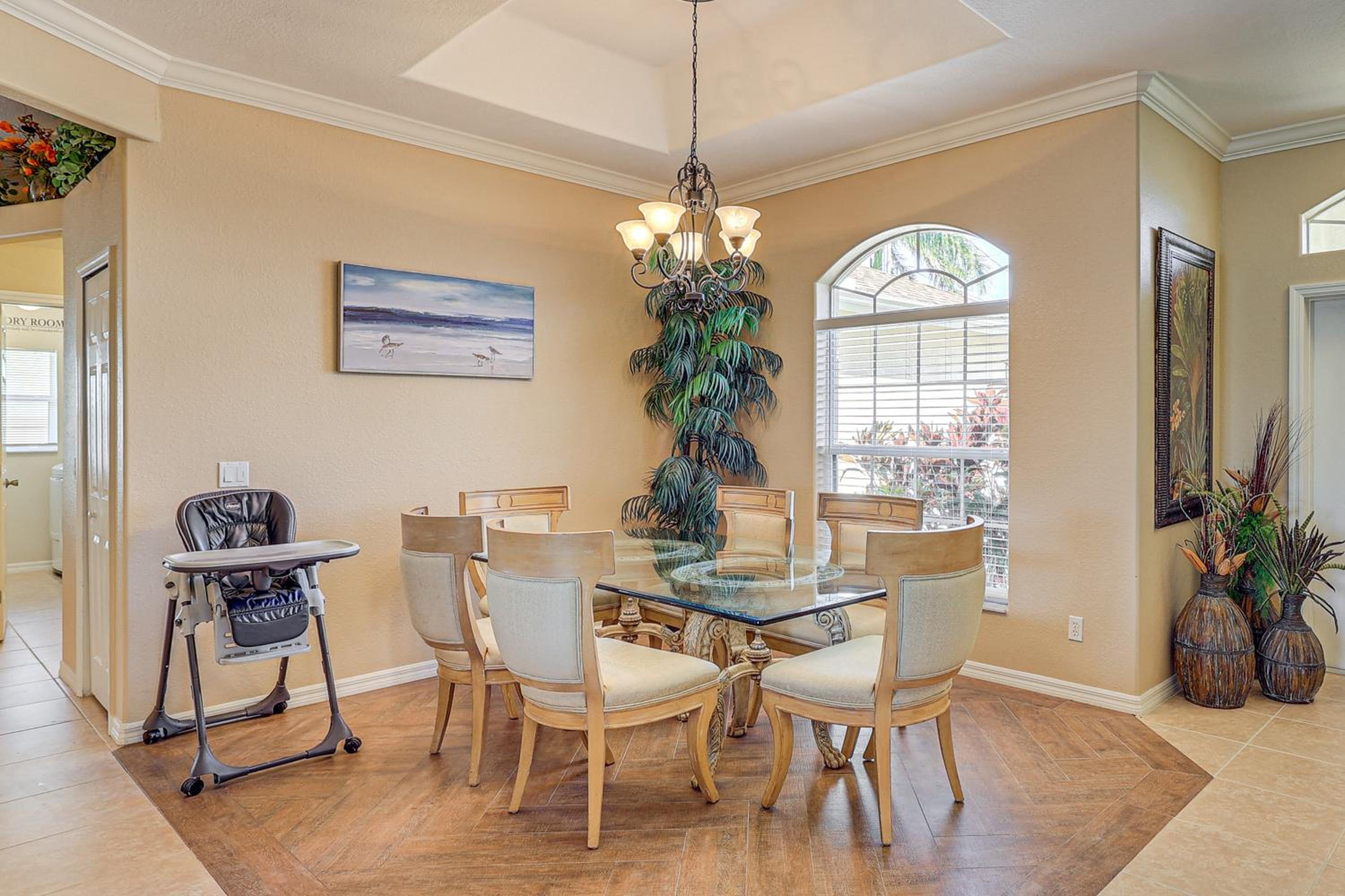 Family Fun! Spacious Home in Cape Coral
