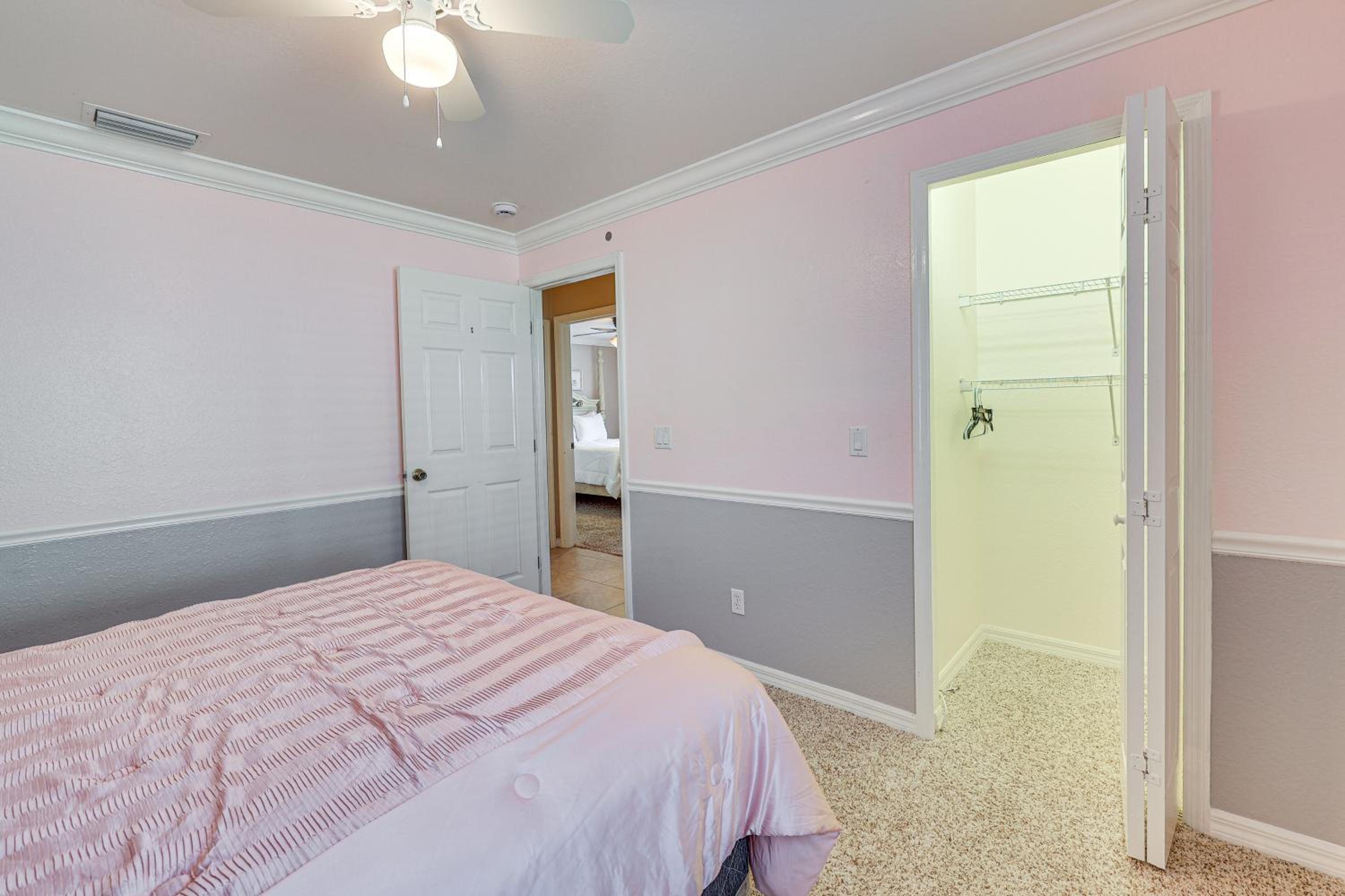 Family Fun! Spacious Home in Cape Coral