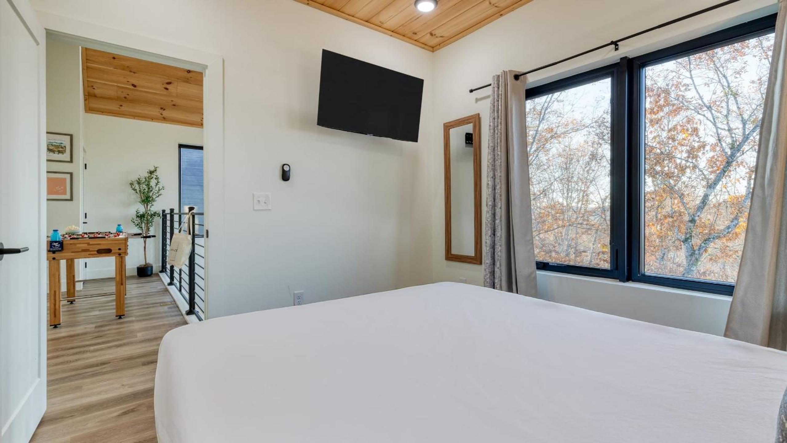 Indoor Pool Hot Tub Vols Spirit with Sweeping Mountain Views Smokeys Den by AvantStay