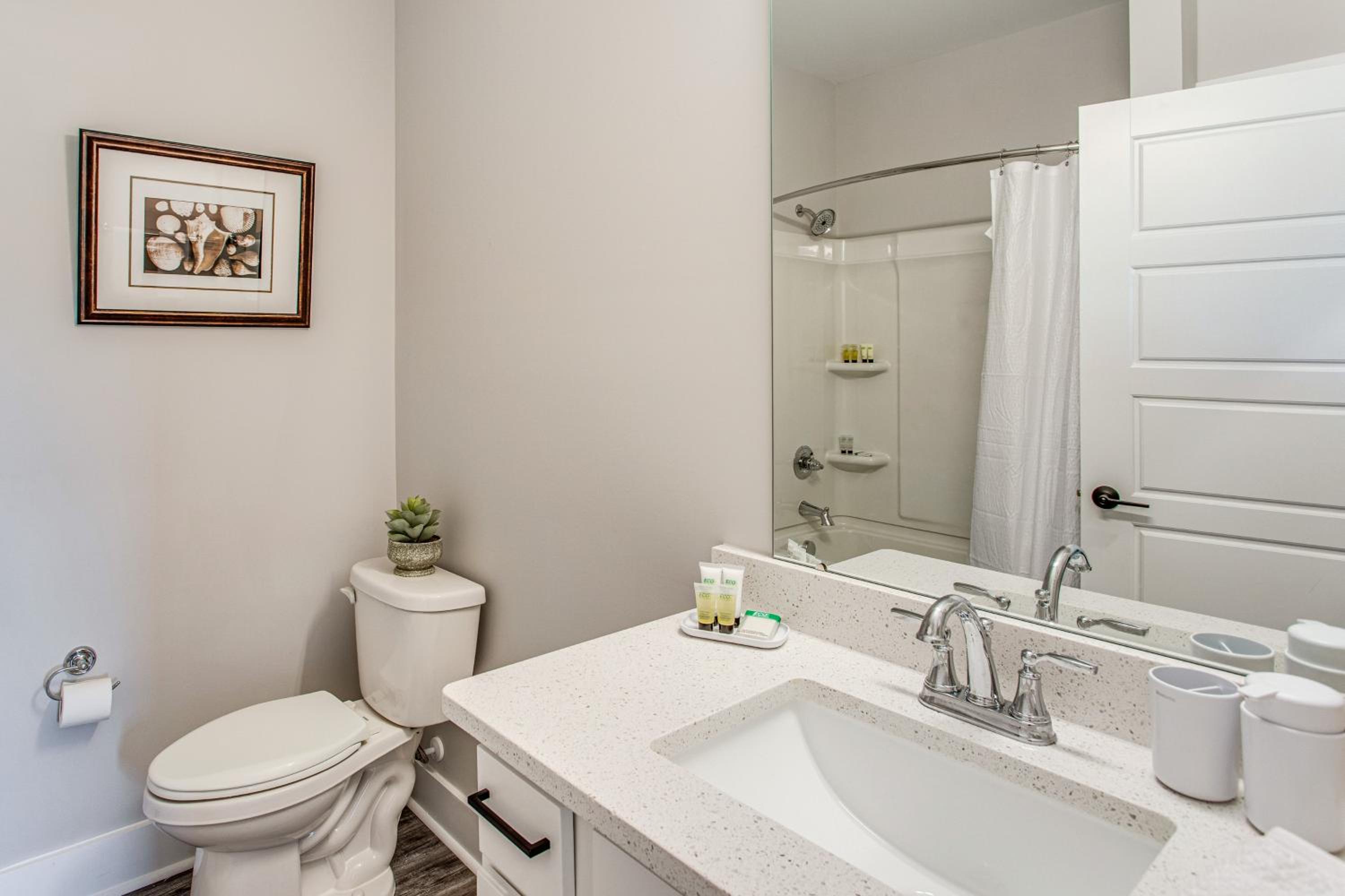 Golf Getaway in Calabash with Pool and Rec Ctr Access!