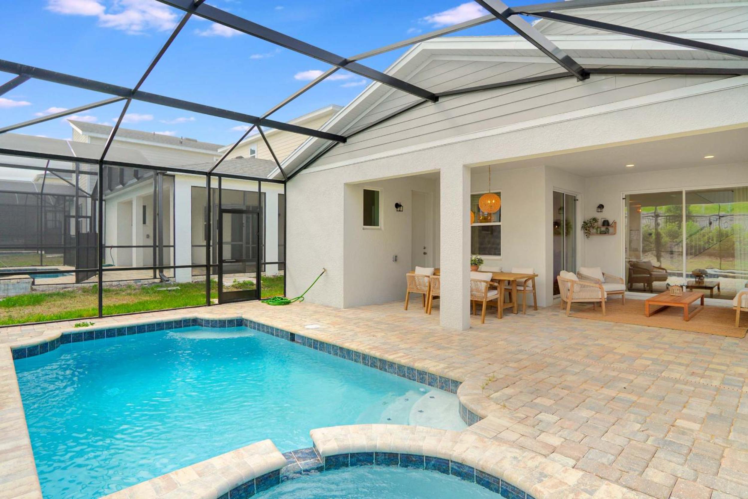Luxury 7BR Villa Pool Spa & Game Room