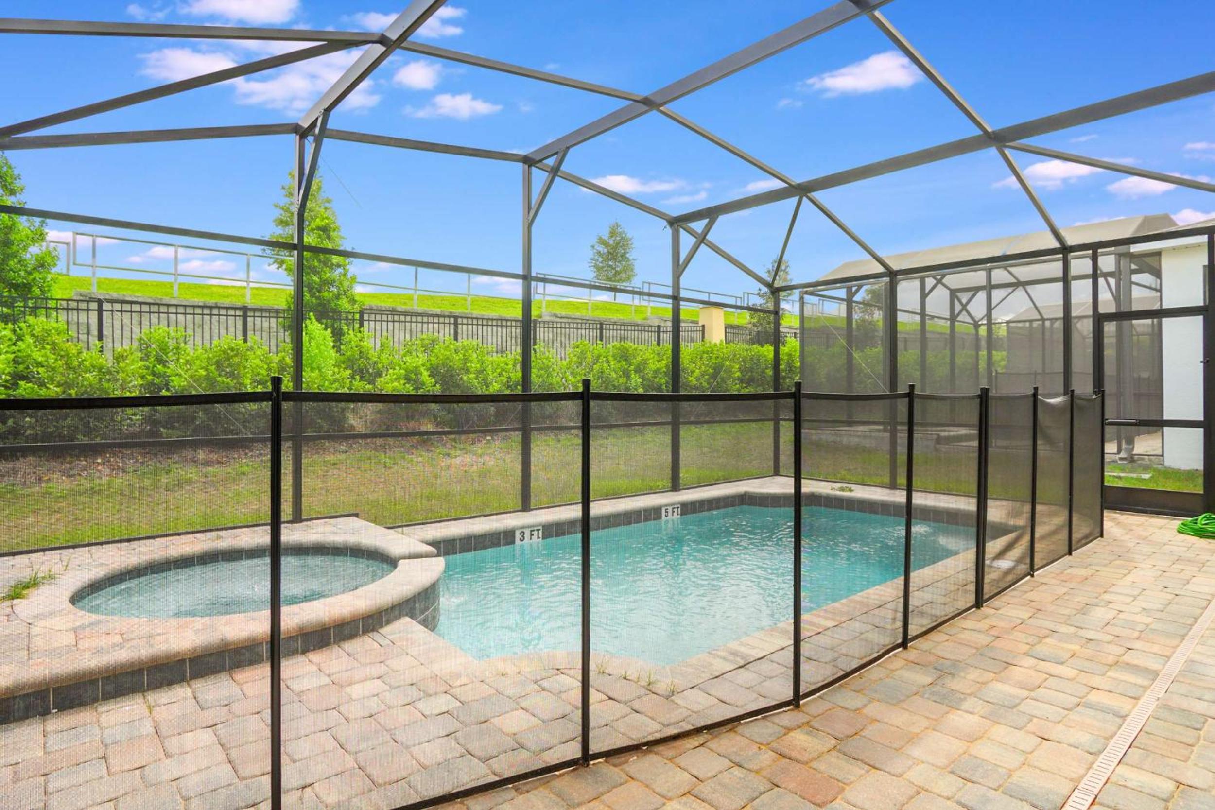 Luxury 7BR Villa Pool Spa & Game Room