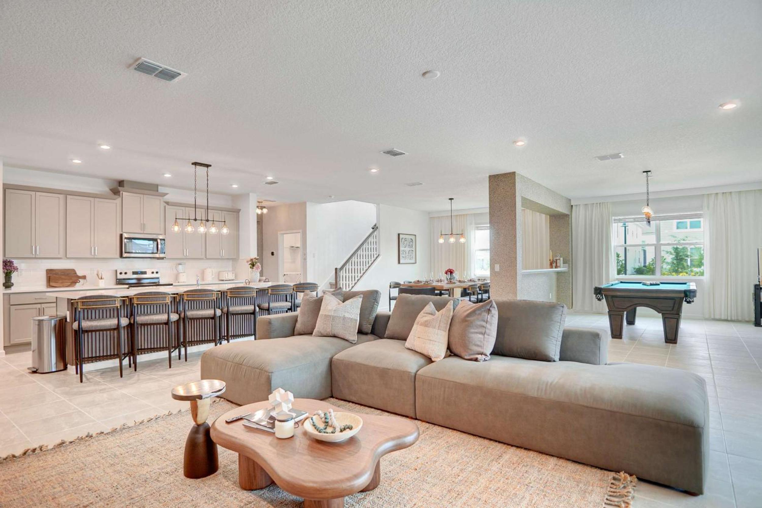 Epic 10BR Solara Retreat Themed Fun & Pool