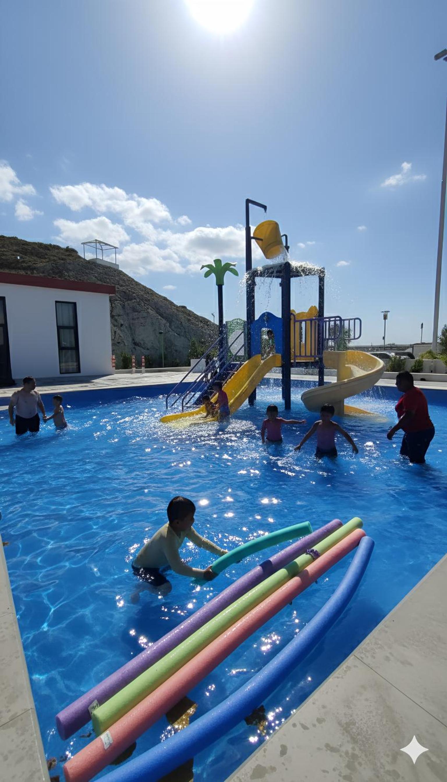 شاليه شامل الإفطار -- Chalet including breakfast