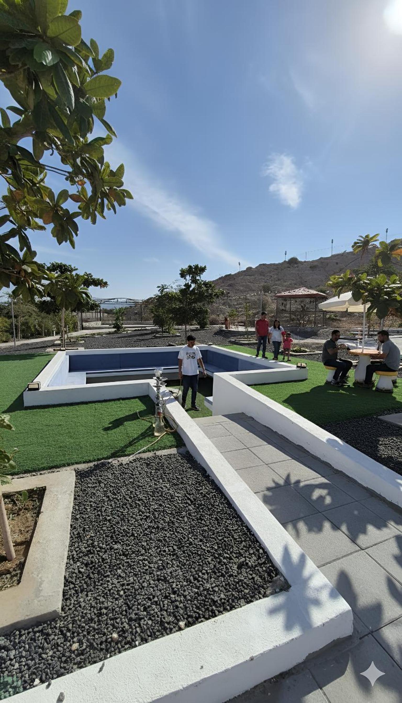 شاليه شامل الإفطار -- Chalet including breakfast