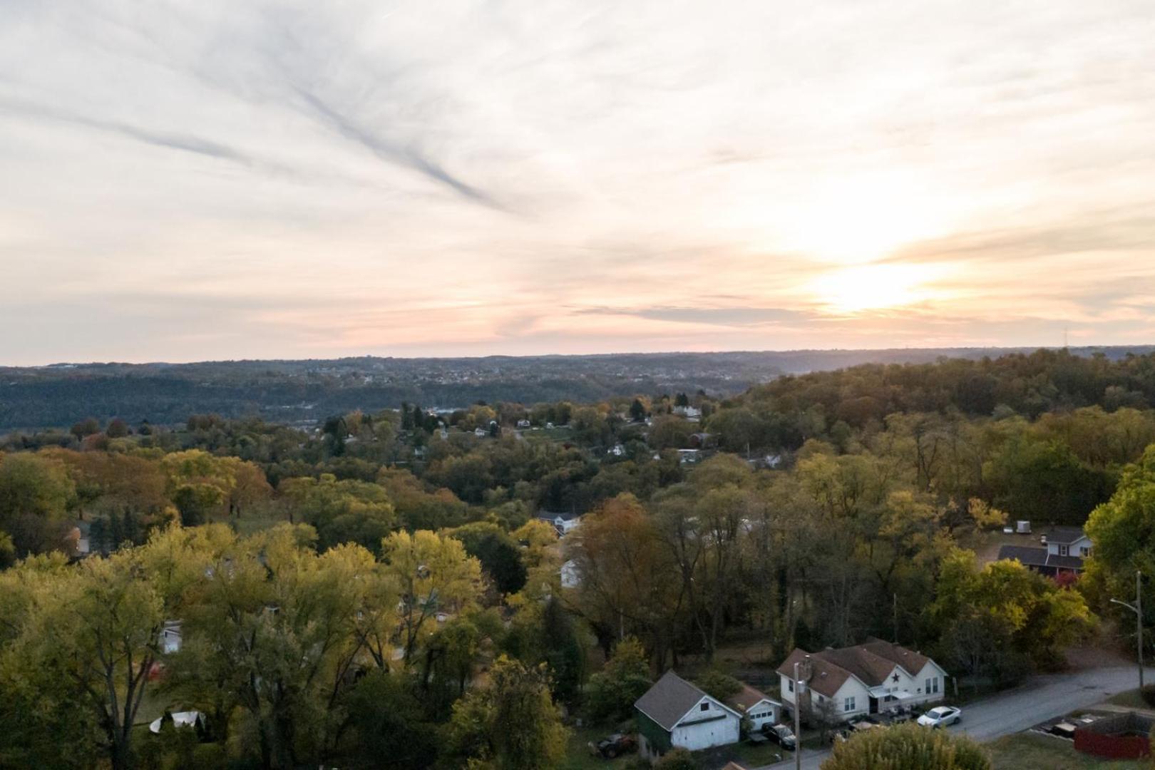 Quiet Pittsburgh 3BR | Parking, AC + Pets
