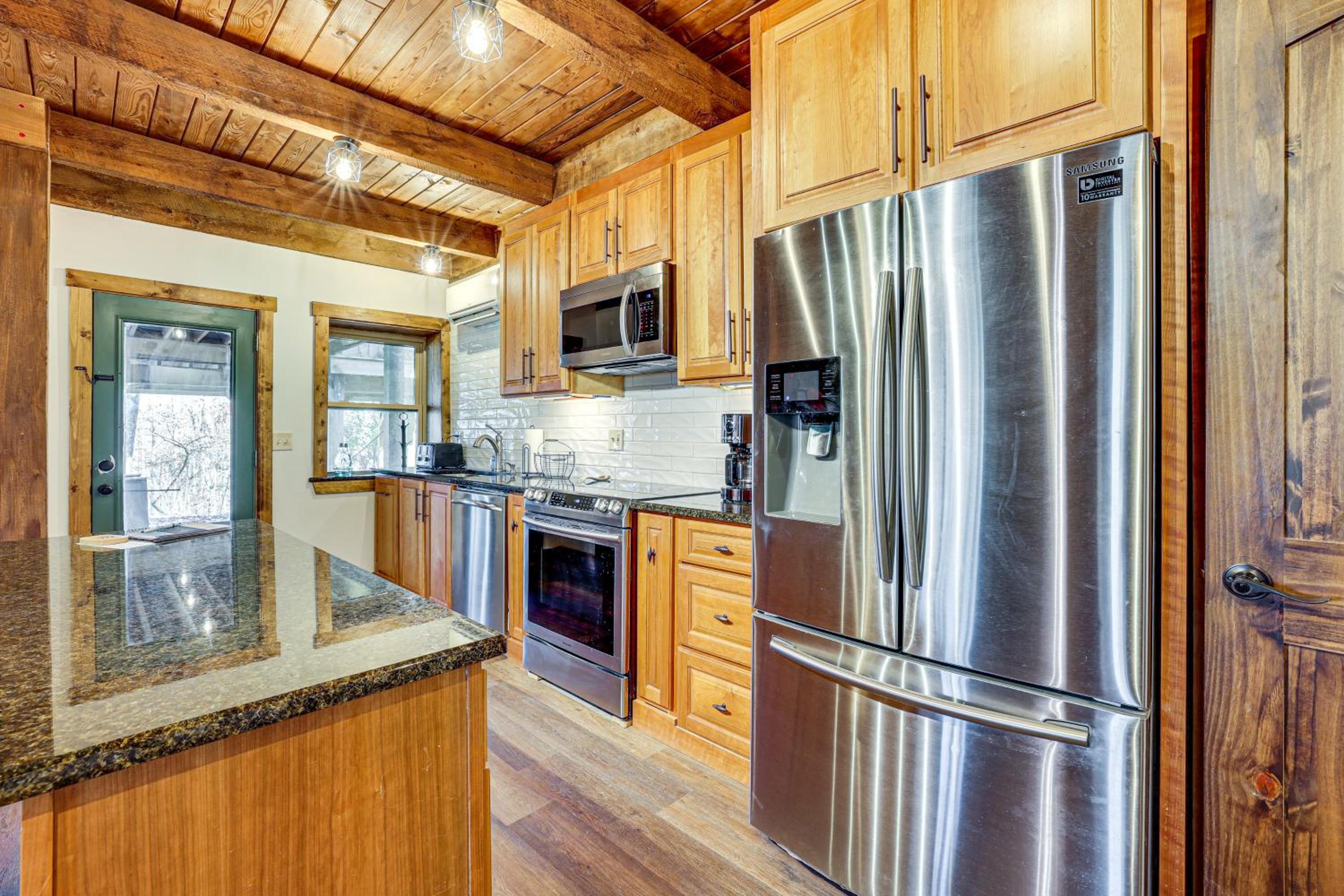 Hike and Relax Fireside Peaceful Gem in Soddy-Daisy
