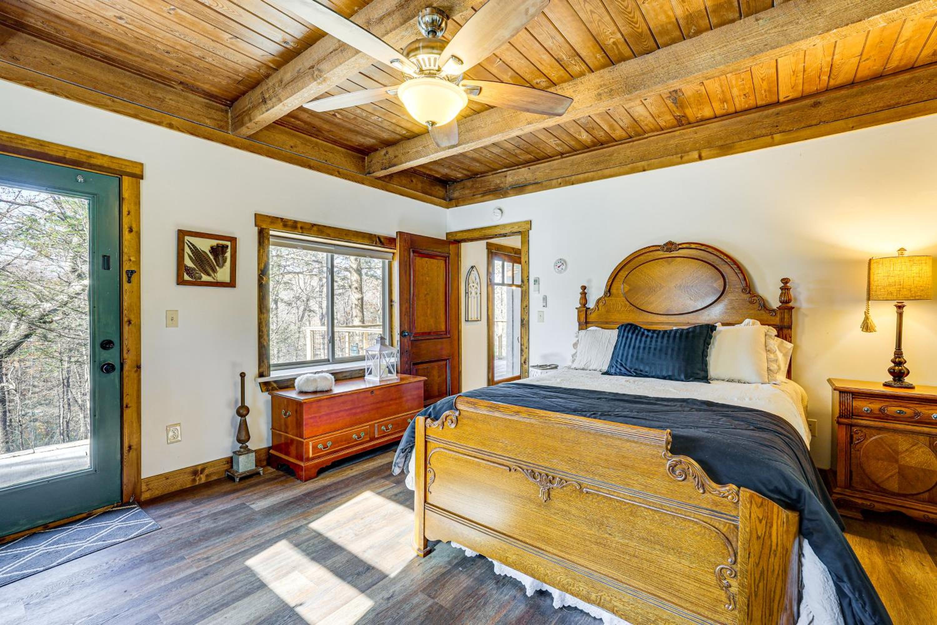Hike and Relax Fireside Peaceful Gem in Soddy-Daisy