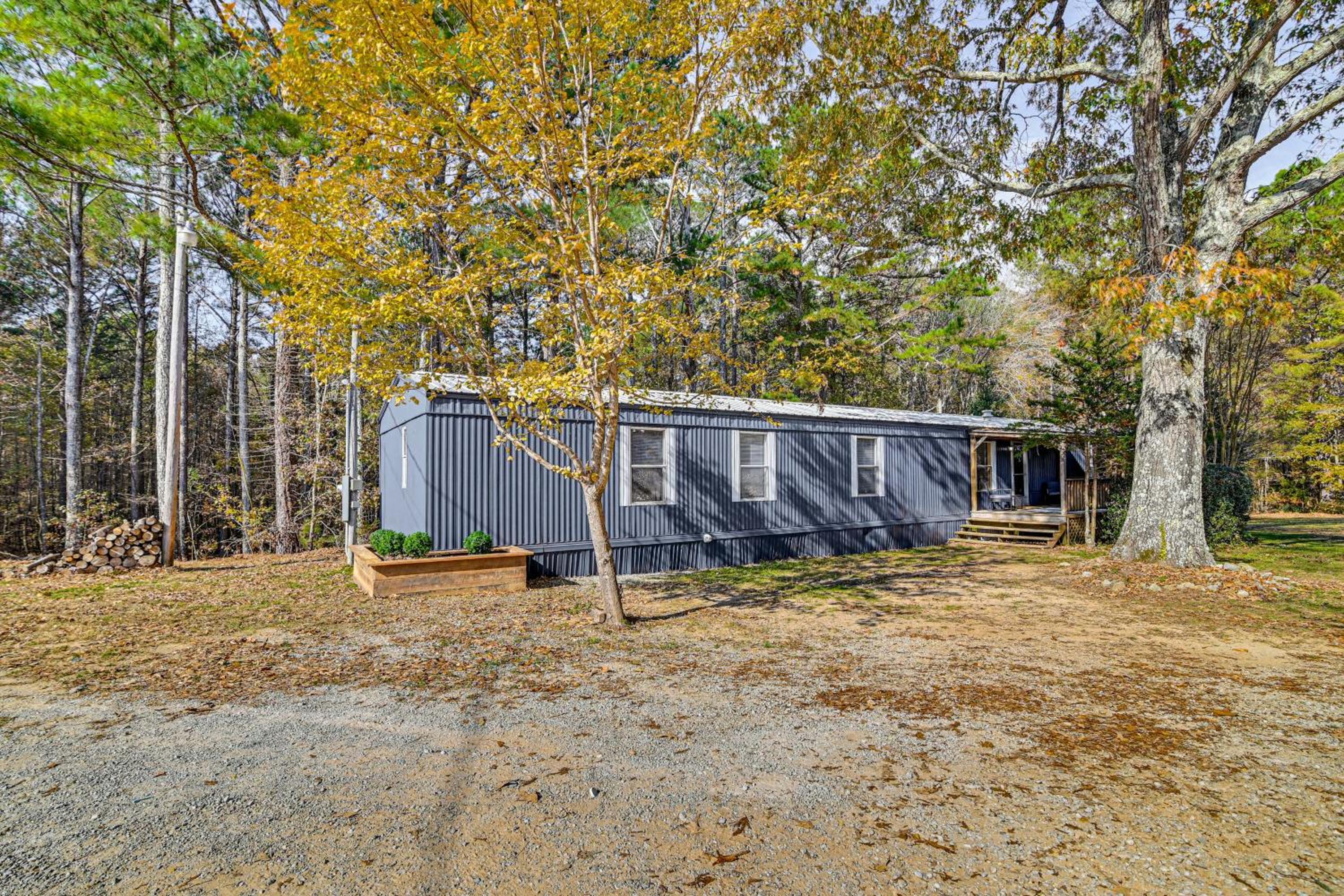 Countryside Home with Pond and Pasture Views in Iuka!