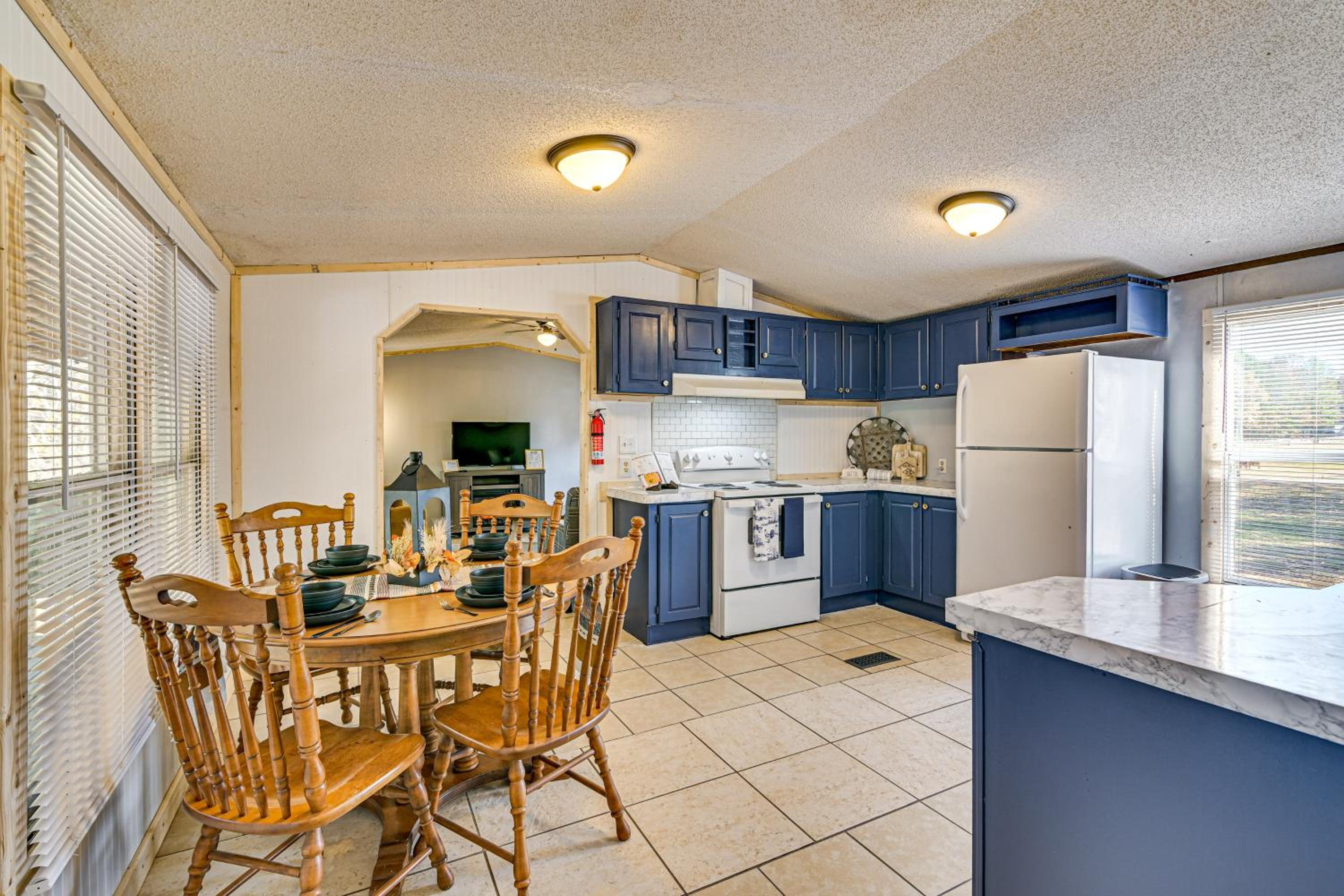 Countryside Home with Pond and Pasture Views in Iuka!