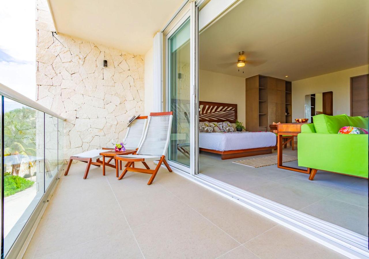Rooftop Pool, Seaview Balcony, Beach, Gym & BBQ