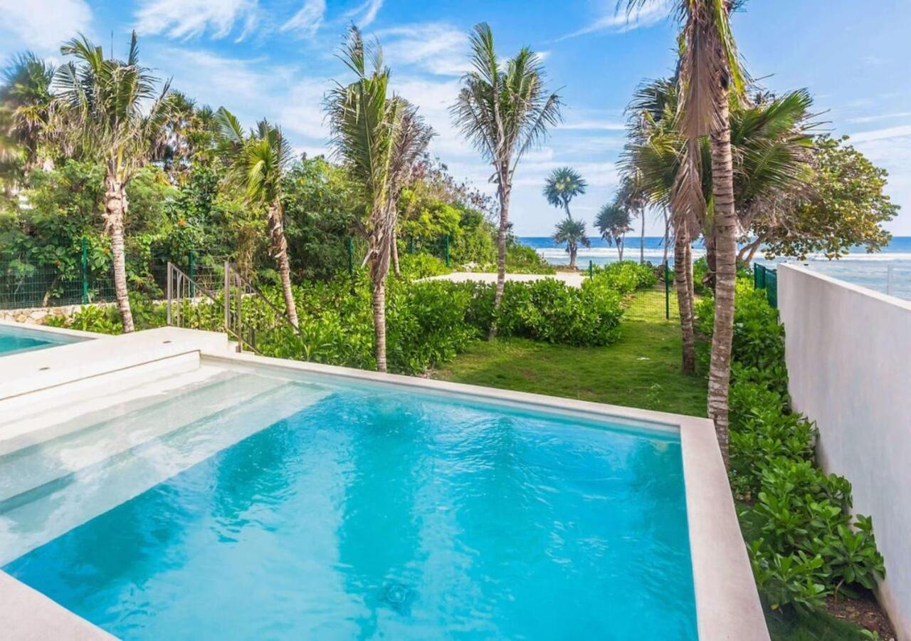 Rooftop Pool, Seaview Balcony, Beach, Gym & BBQ