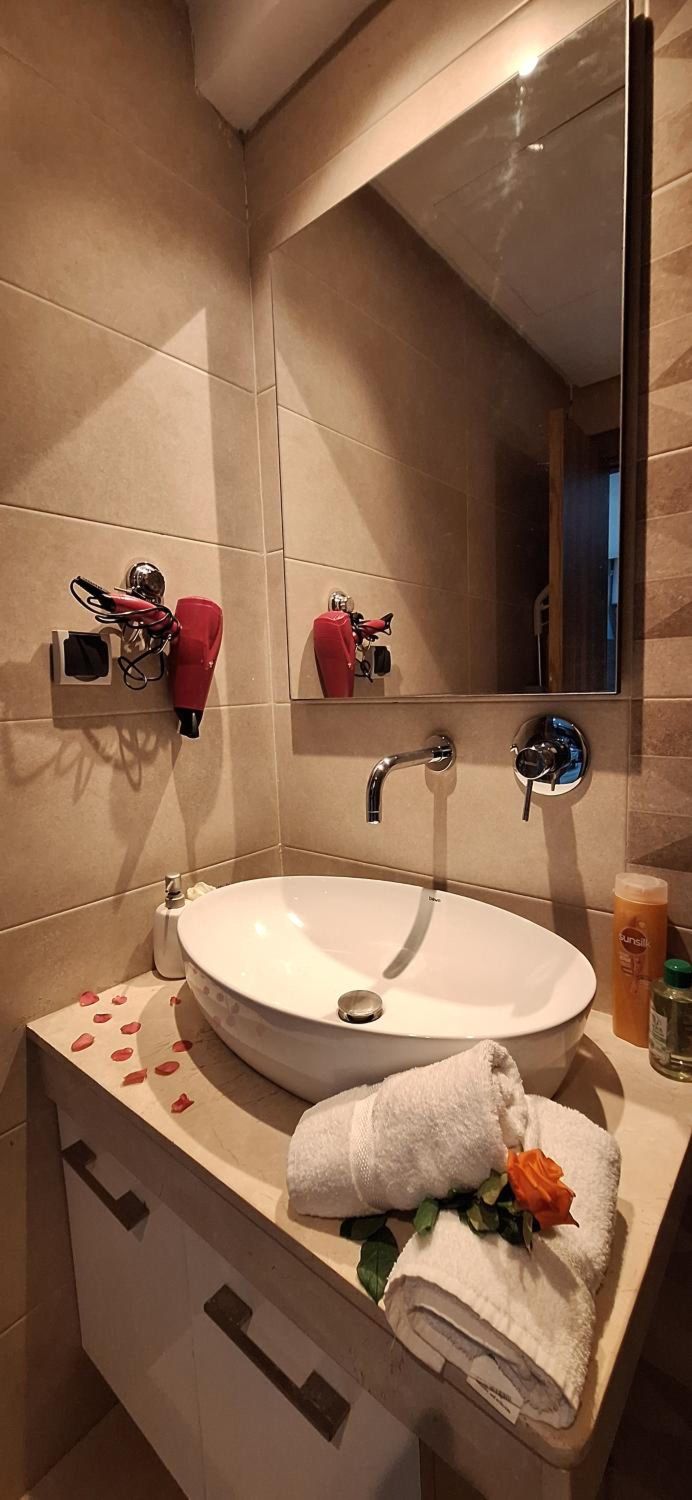 Appartement Moderne Centre Gueliz Sunny Pool PS4 & Wi-Fi