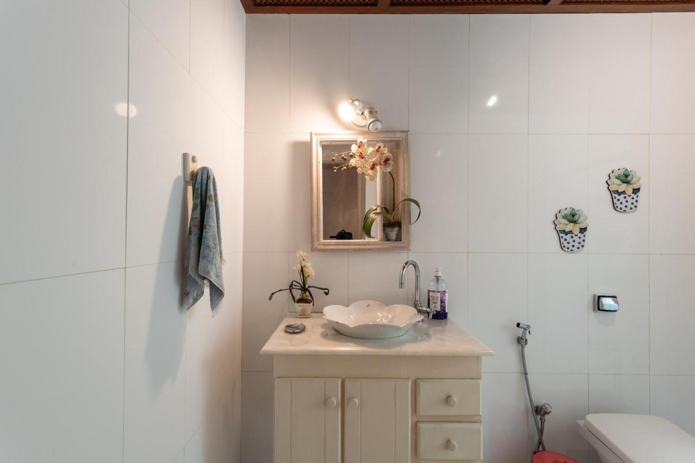 Casa com Piscina, Churrasqueira, Jogos e Lareira