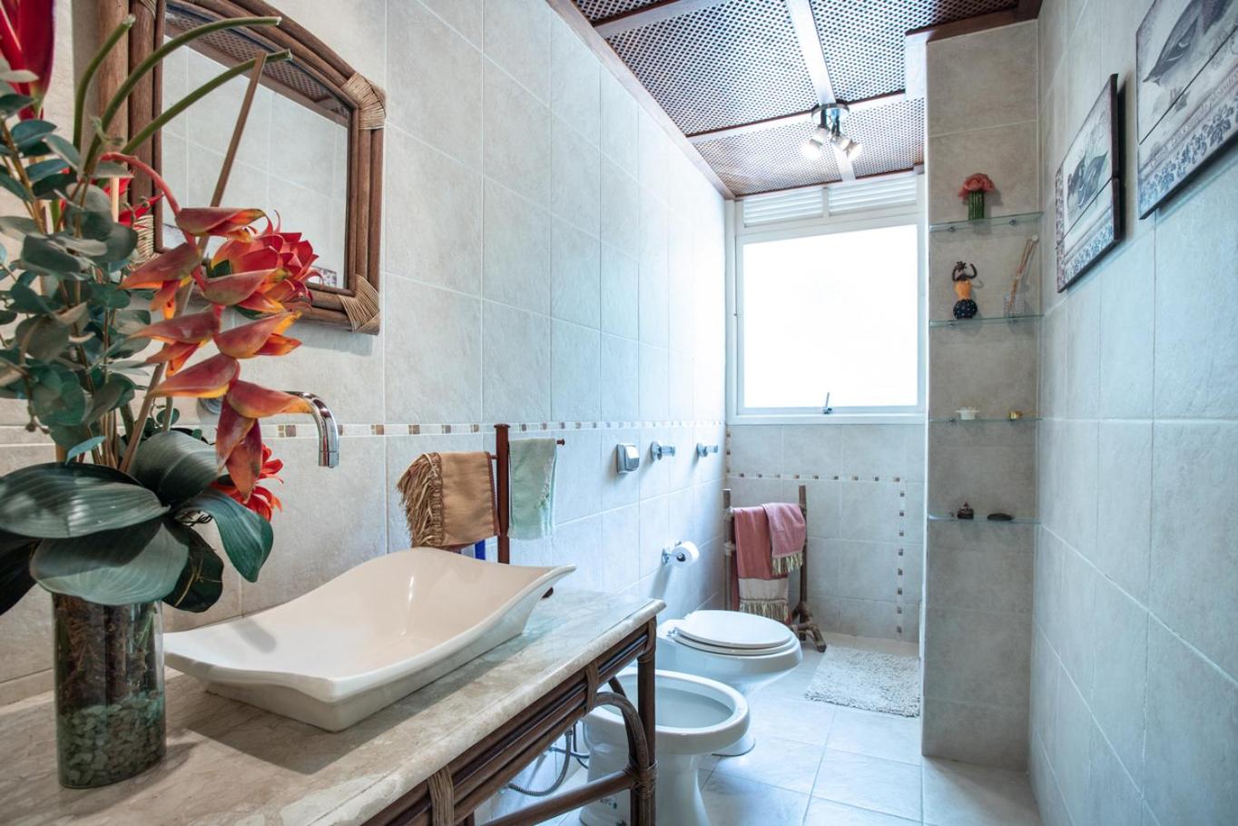Casa com Piscina, Churrasqueira, Jogos e Lareira