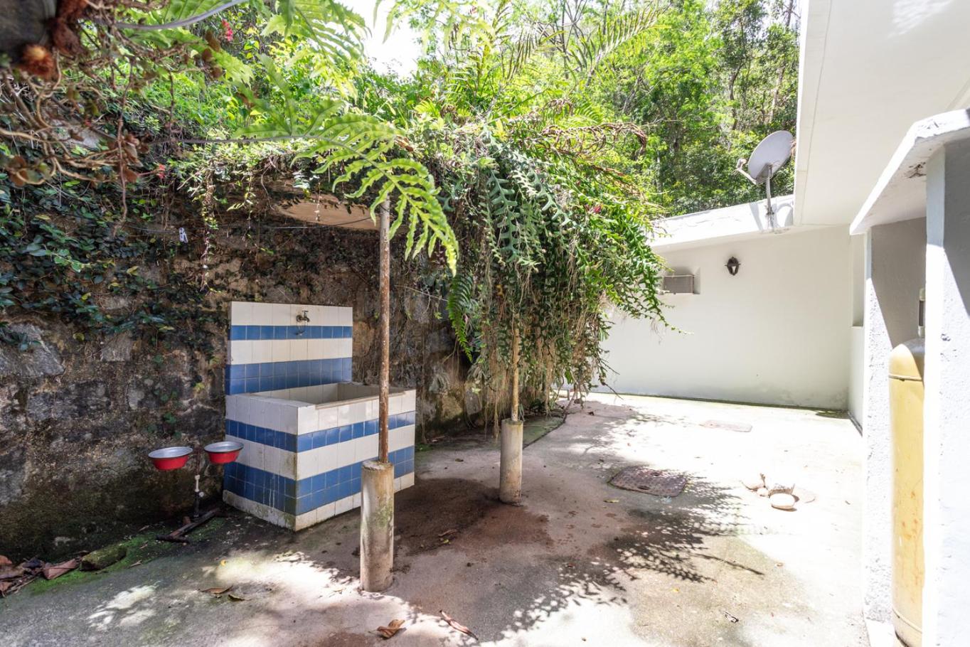 Casa com Piscina, Churrasqueira, Jogos e Lareira