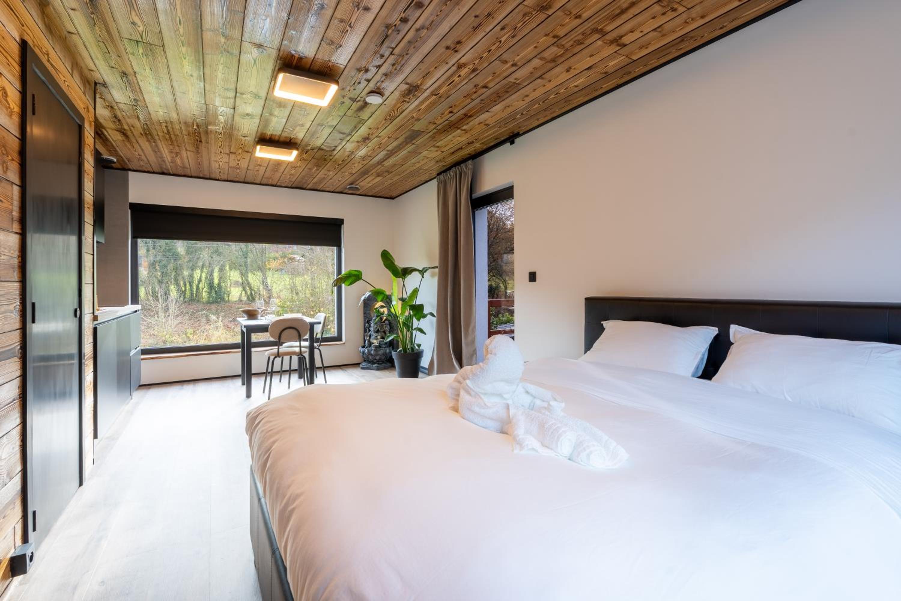 ZenArden - Ninglinspo Valley view Lodge