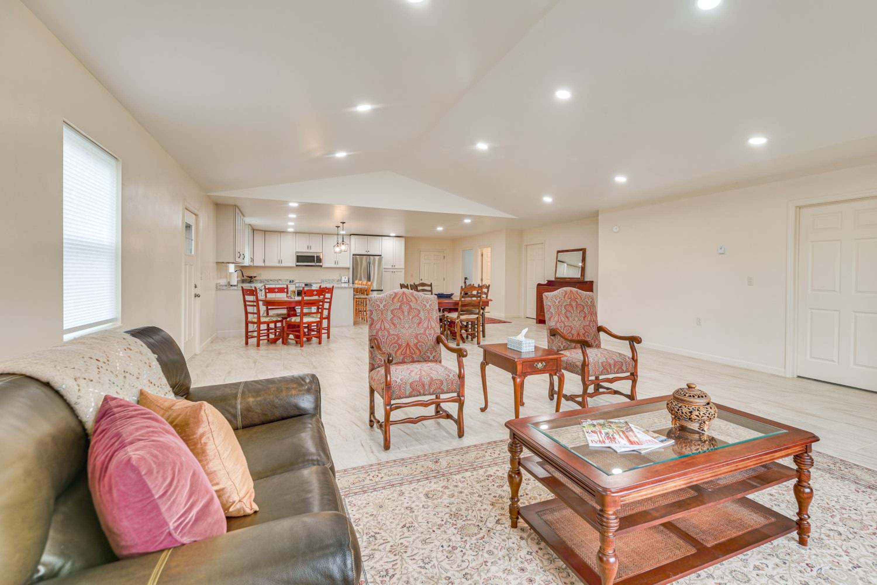 Ski, Fish and Unwind Peaceful Lake Champlain Home!