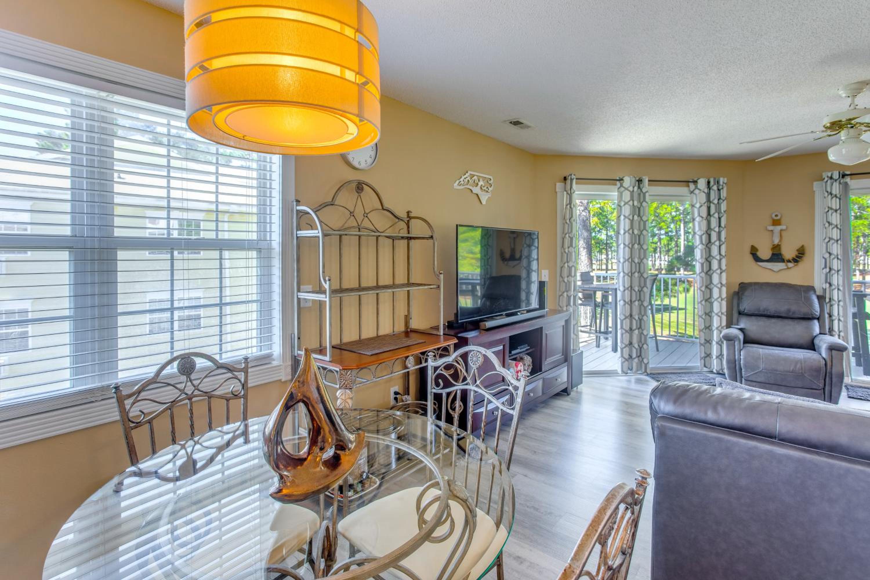 Golfers Haven Calabash Condo, 9 Mi to Beach