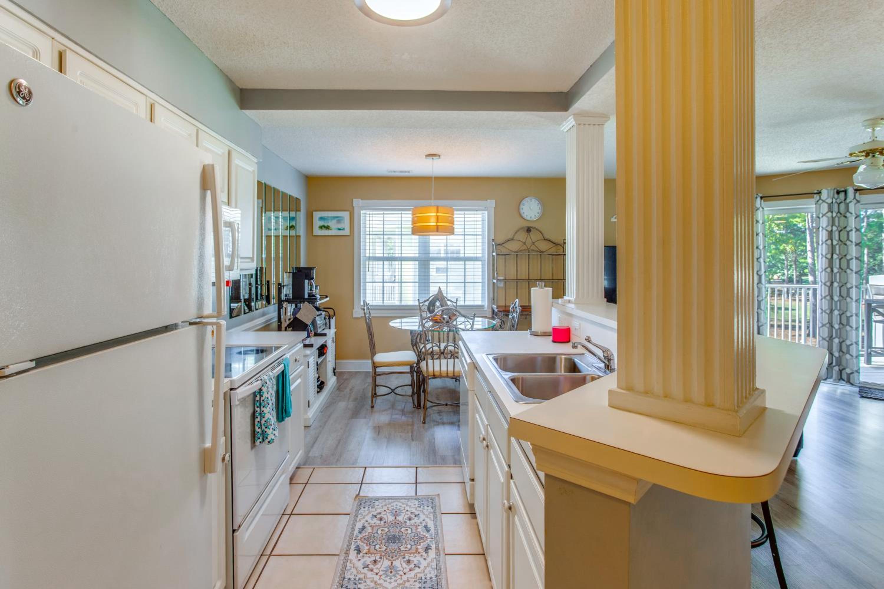 Golfers Haven Calabash Condo, 9 Mi to Beach