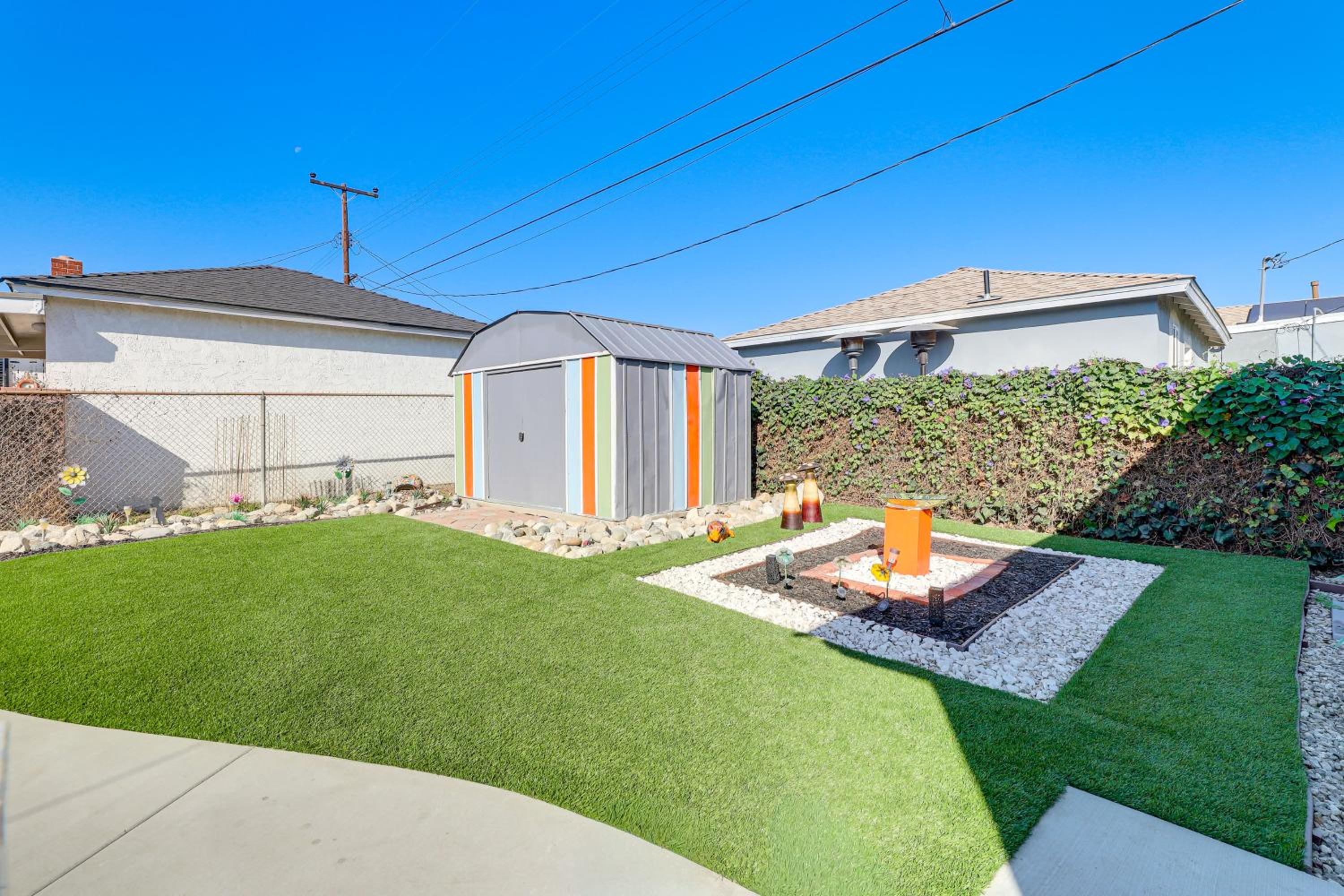 Stylish Home Near SoFi Stadium, LAX and Long Beach