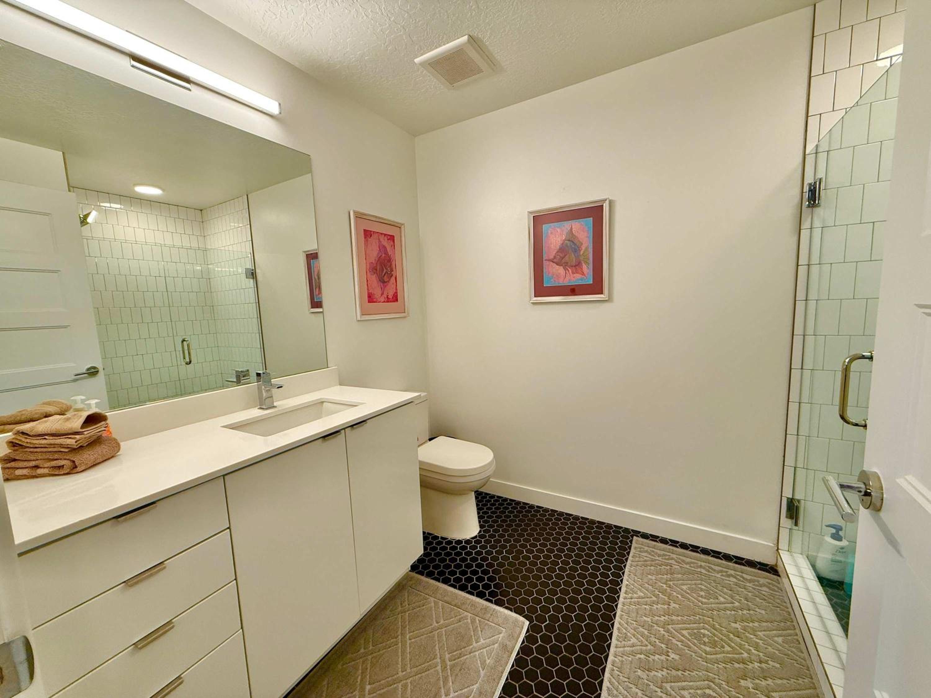 New Condo with LOTS of Amenities