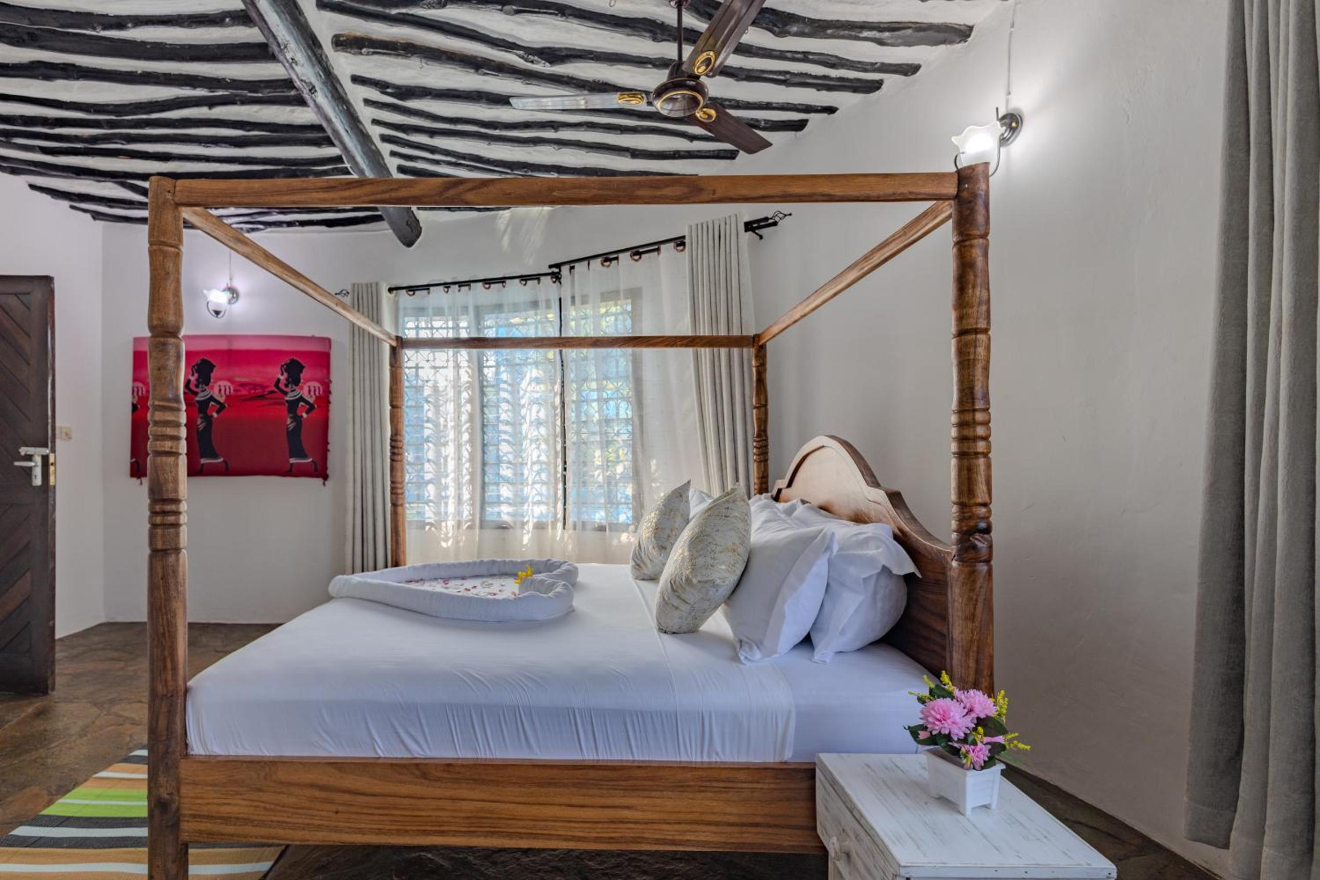 Auregi Villas - 2 and 3 bedroom near Diani Beach