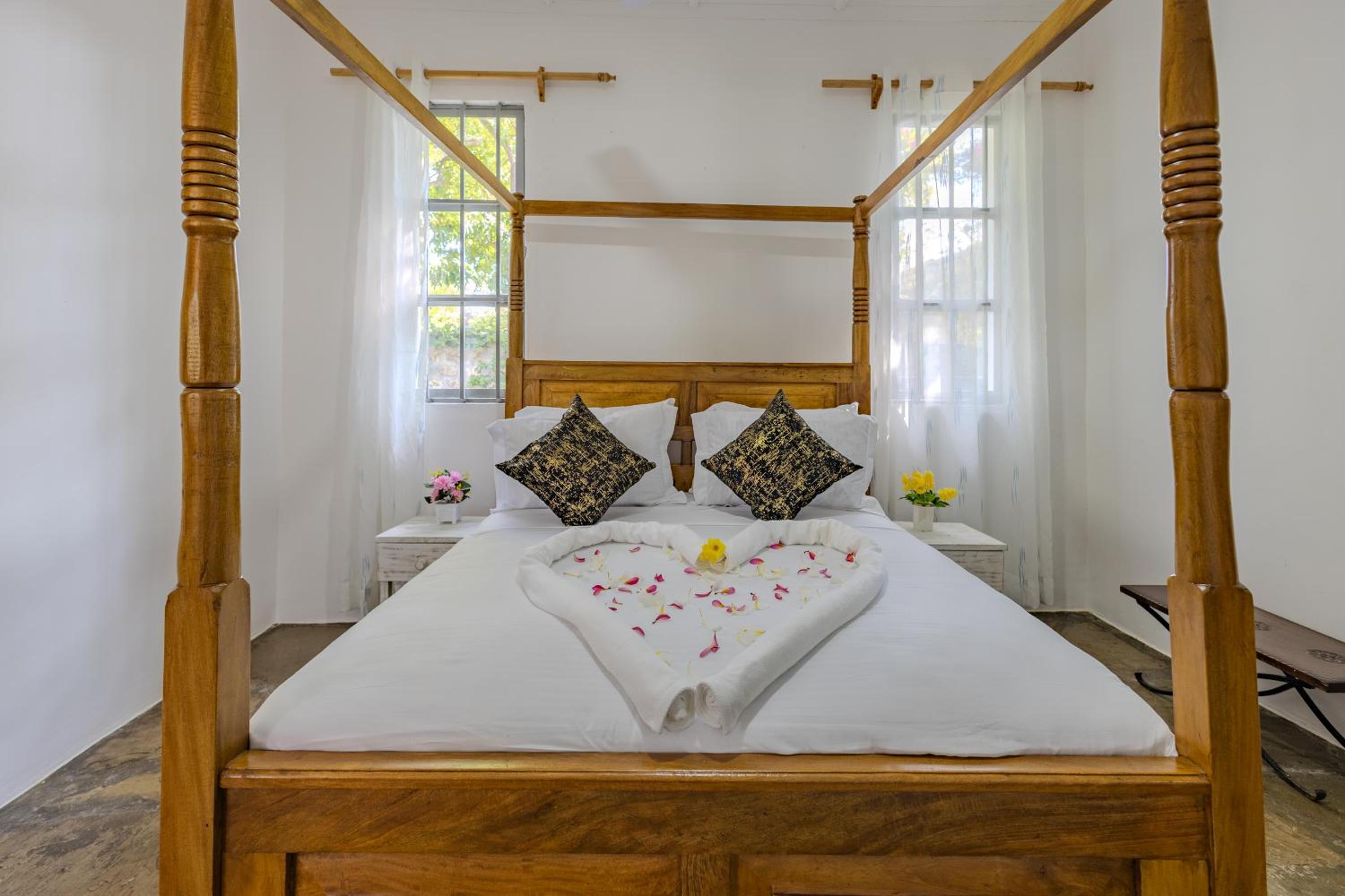 Auregi Villas - 2 and 3 bedroom near Diani Beach