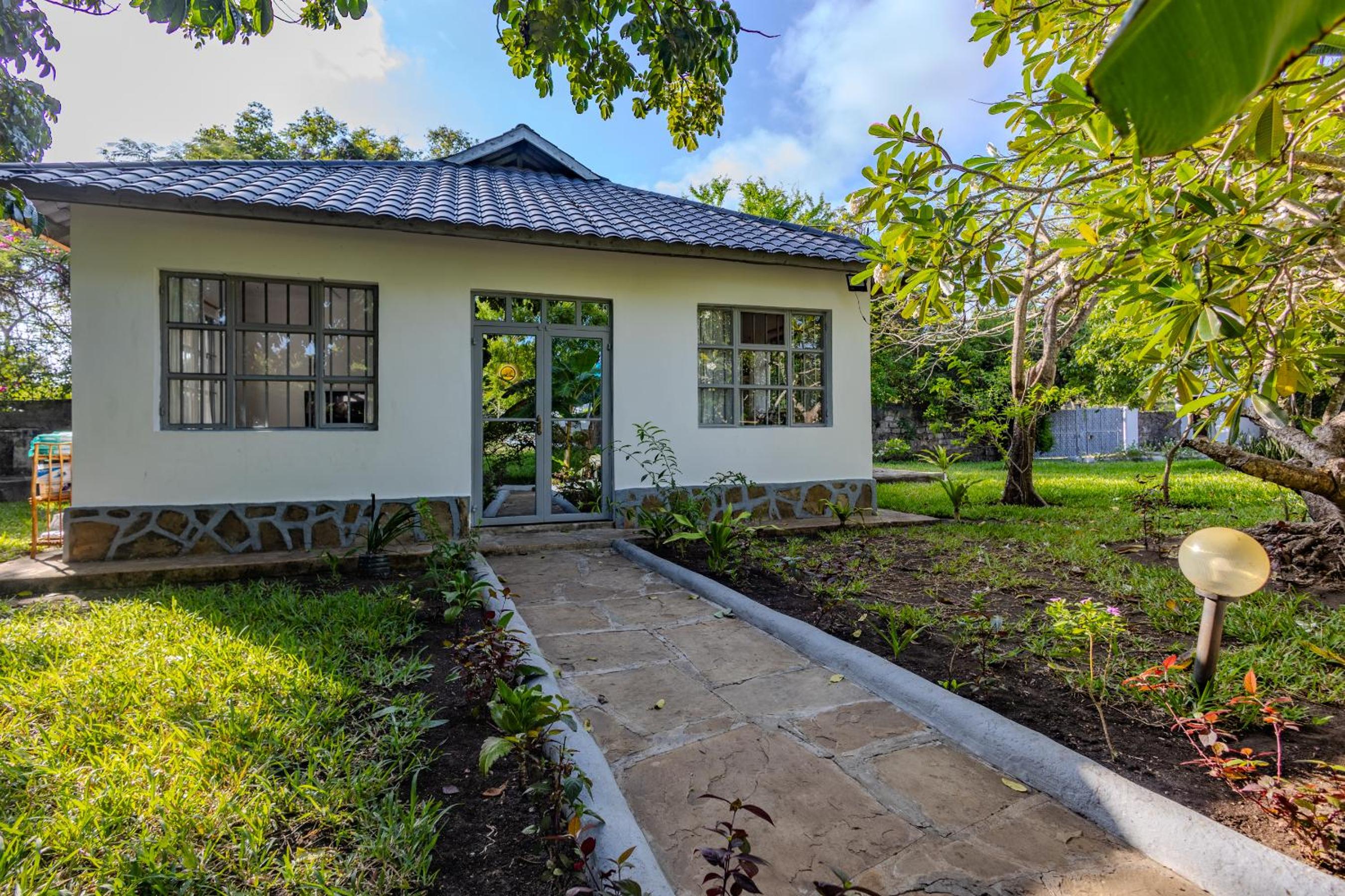 Auregi Villas - 2 and 3 bedroom near Diani Beach