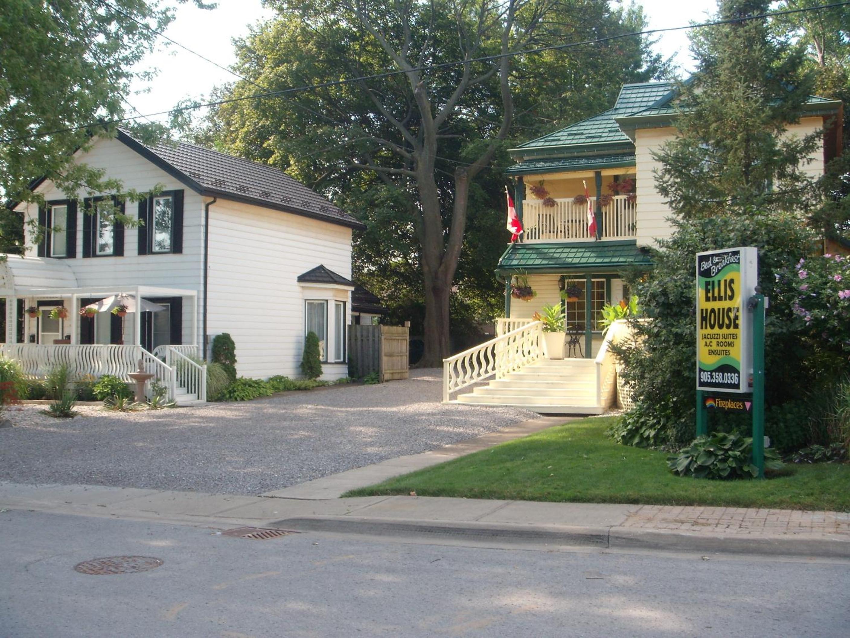Ellis House Bed & Breakfast