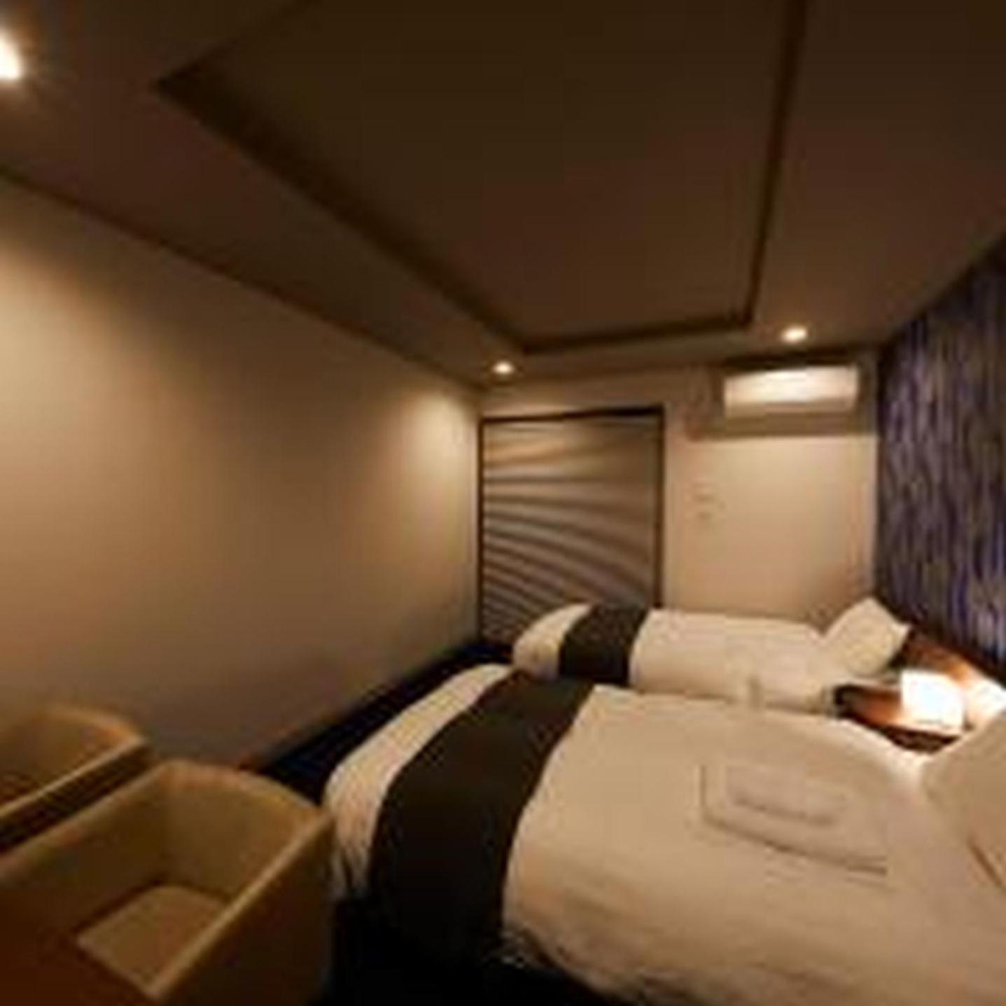 IYASHI KIYOMIZU GOJO -Twin Room- Boutique Hotel 癒し 清水五条 ツインルーム