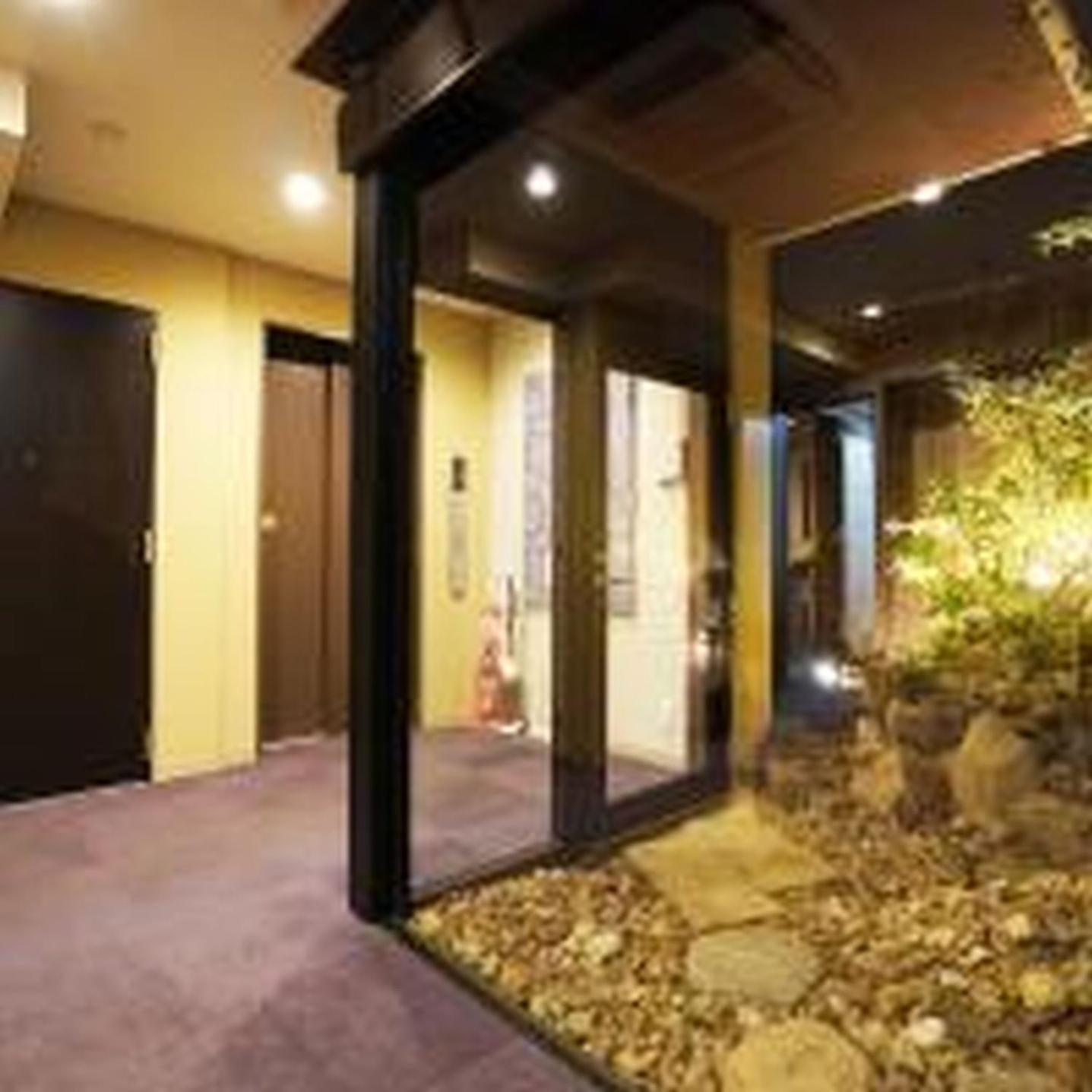 IYASHI KIYOMIZU GOJO -Twin Room- Boutique Hotel 癒し 清水五条 ツインルーム