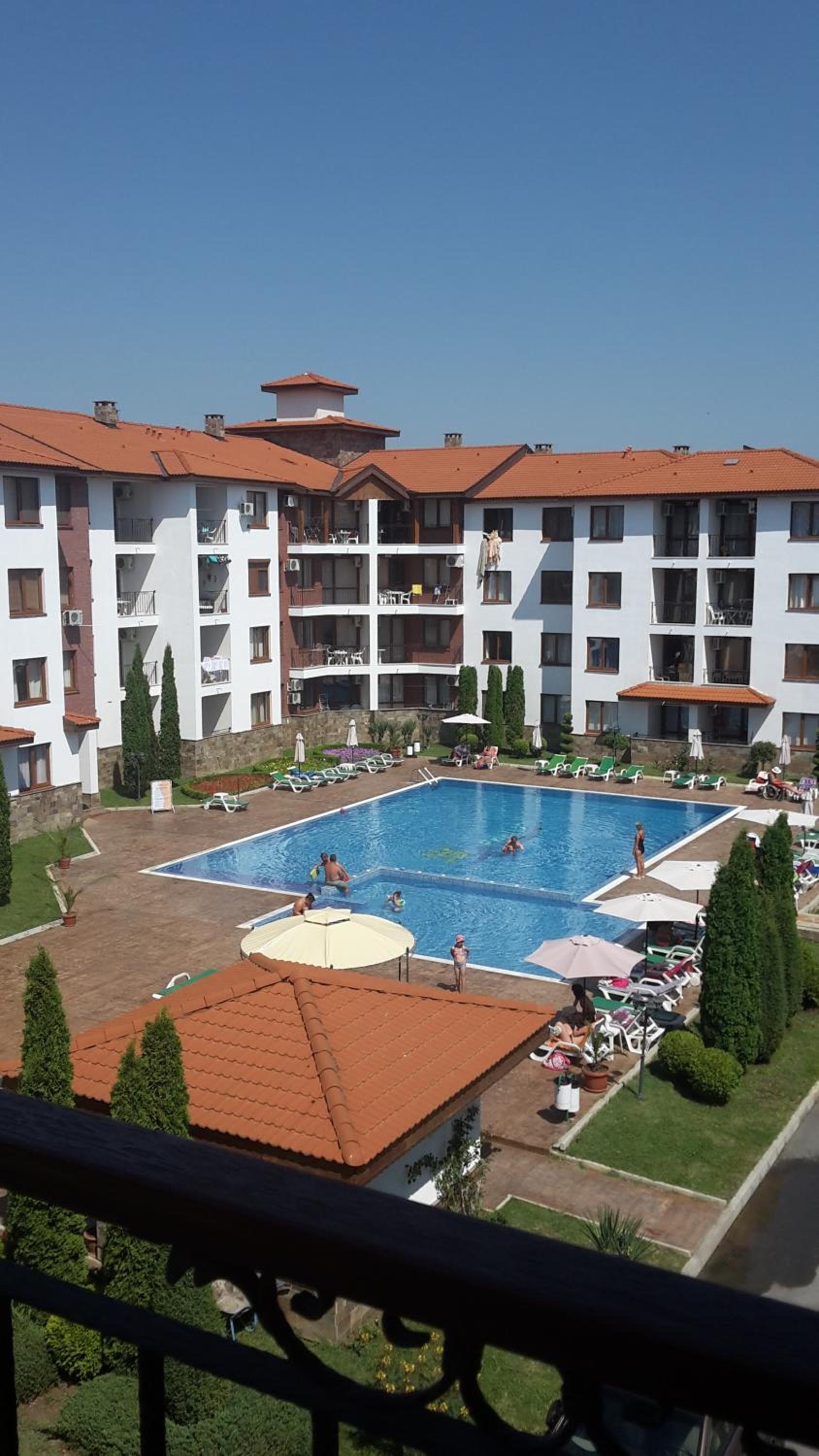 swimming pool